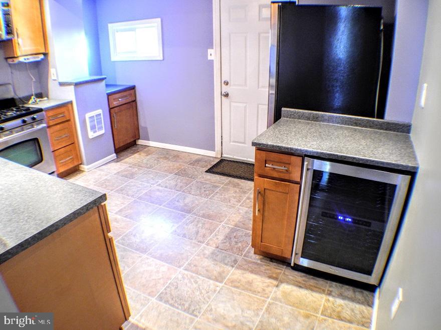 POINT BREEZE - Residential Lease