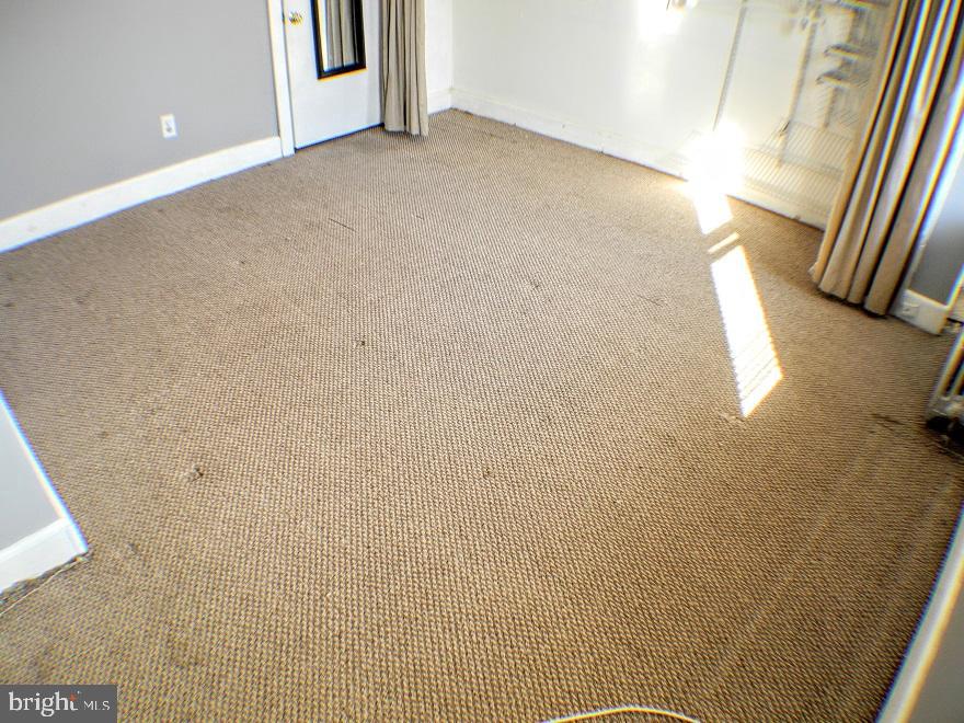 POINT BREEZE - Residential Lease