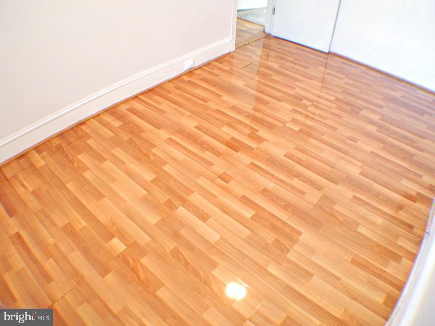 POINT BREEZE - Residential Lease