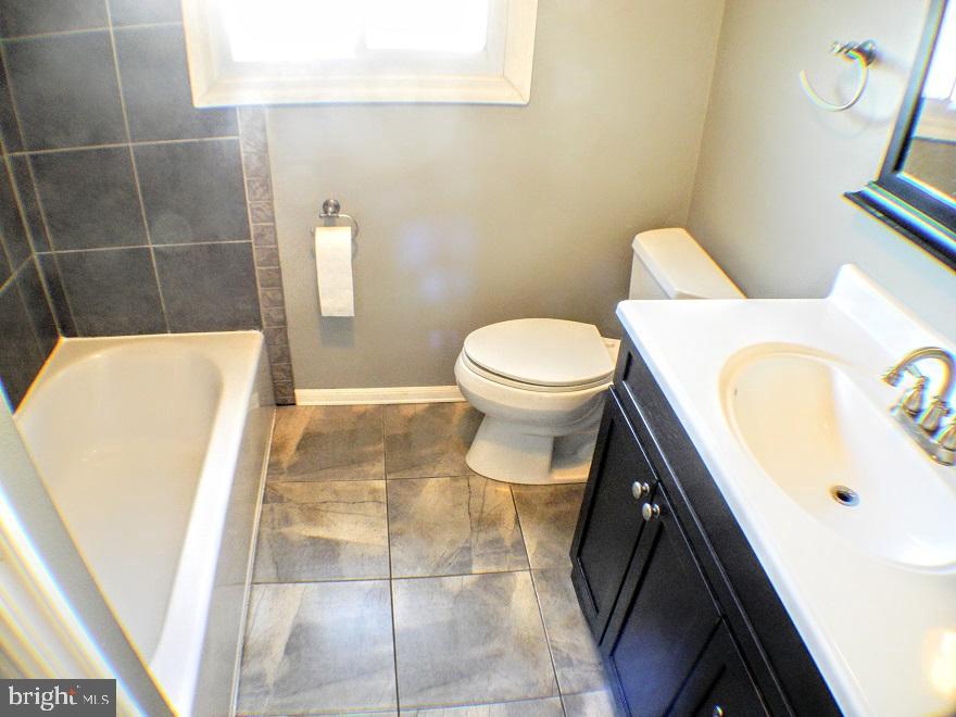 POINT BREEZE - Residential Lease