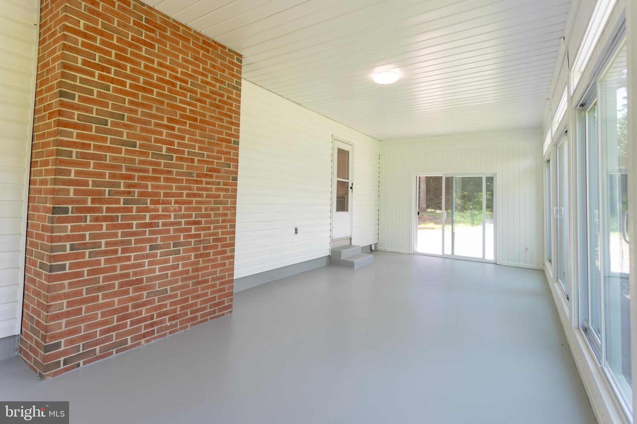 JACKSONVILLE - Residential Lease