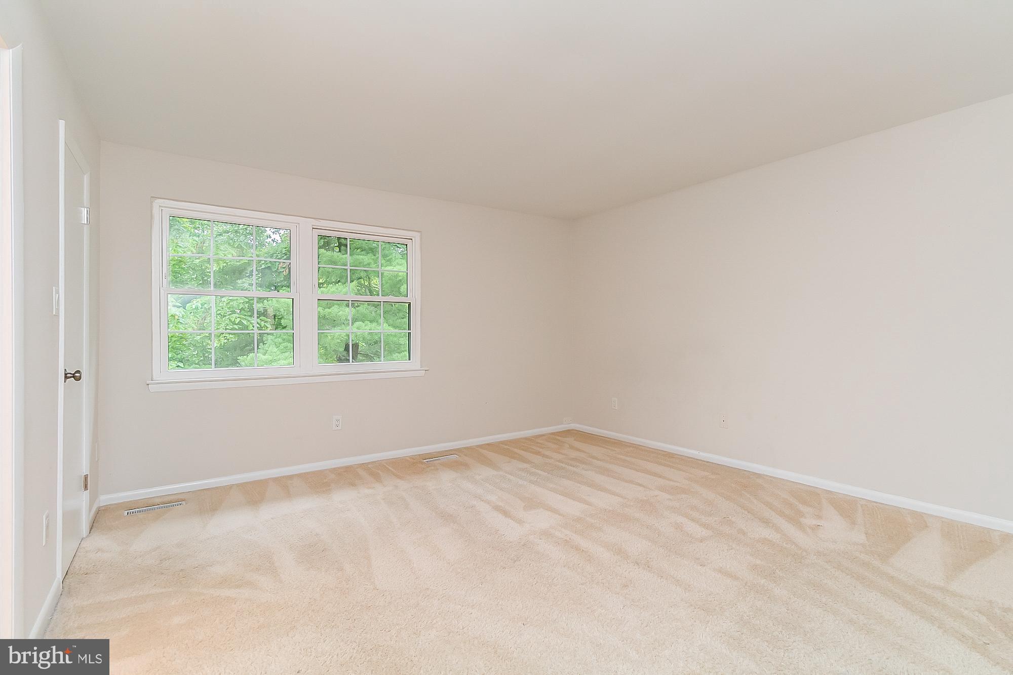 DULANEY TOWERS - Residential