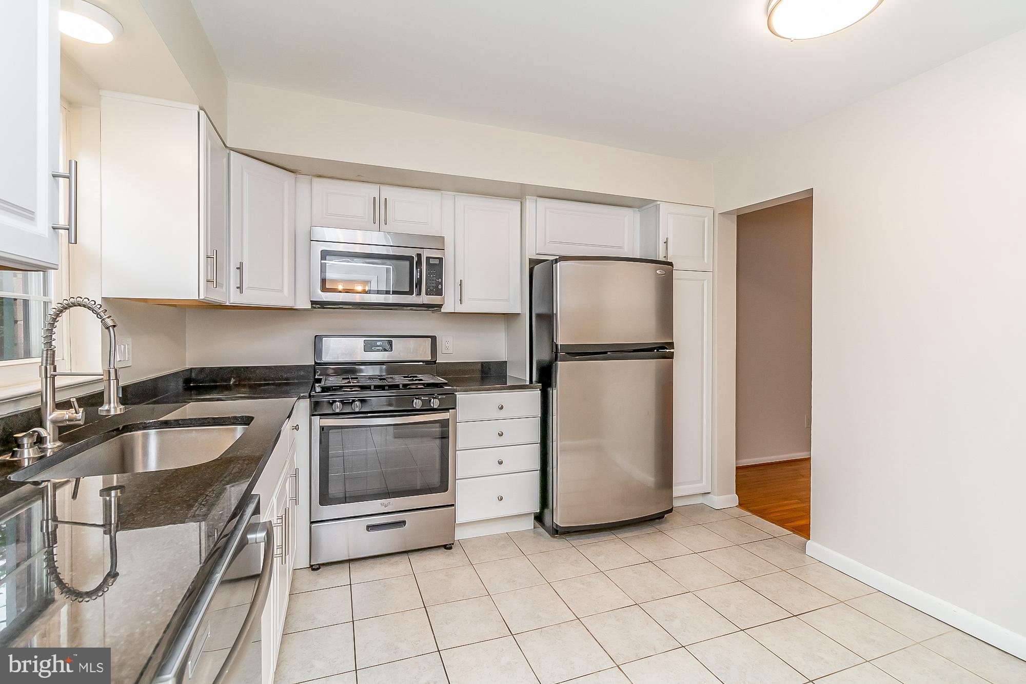 DULANEY TOWERS - Residential