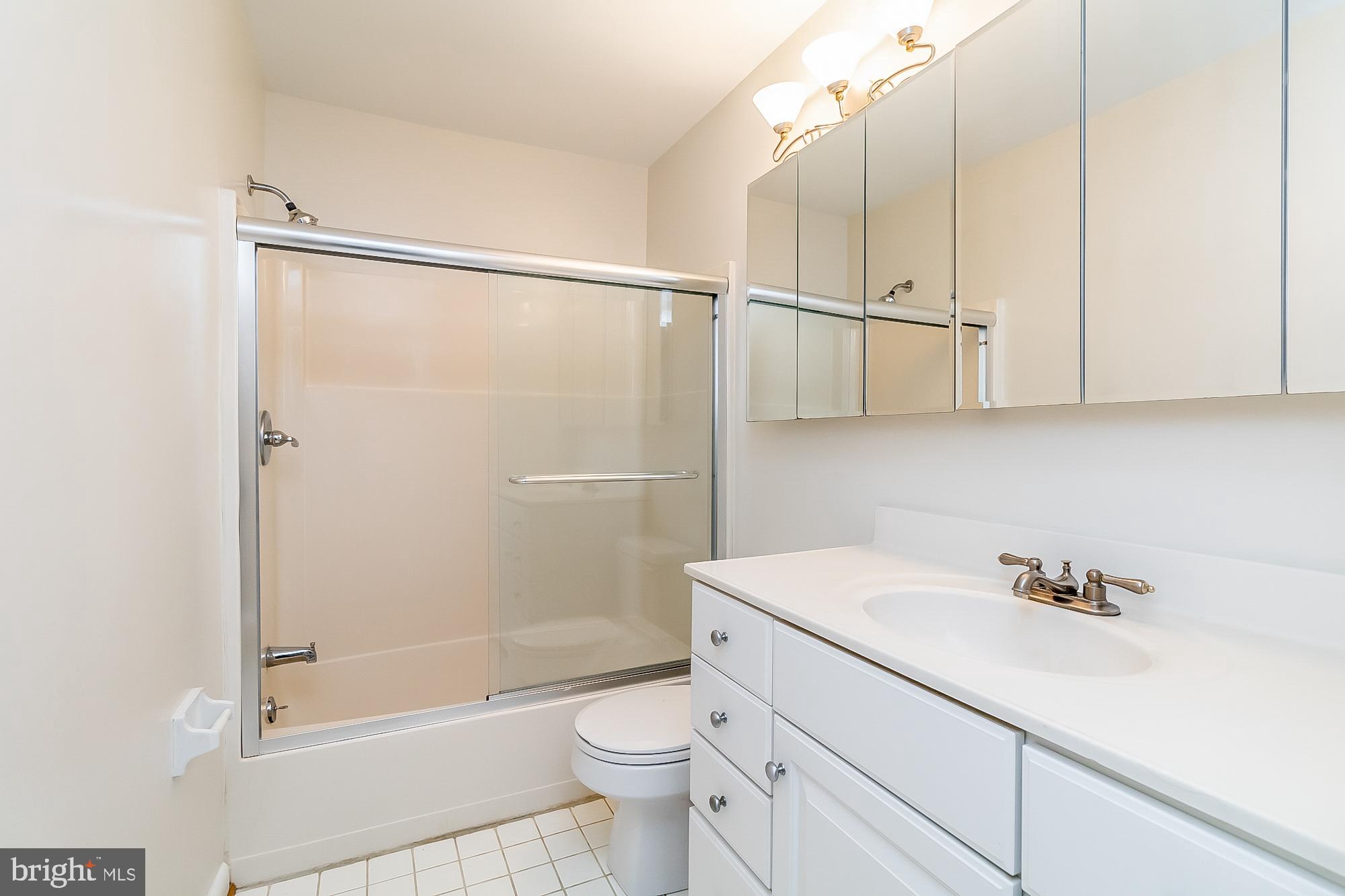 DULANEY TOWERS - Residential