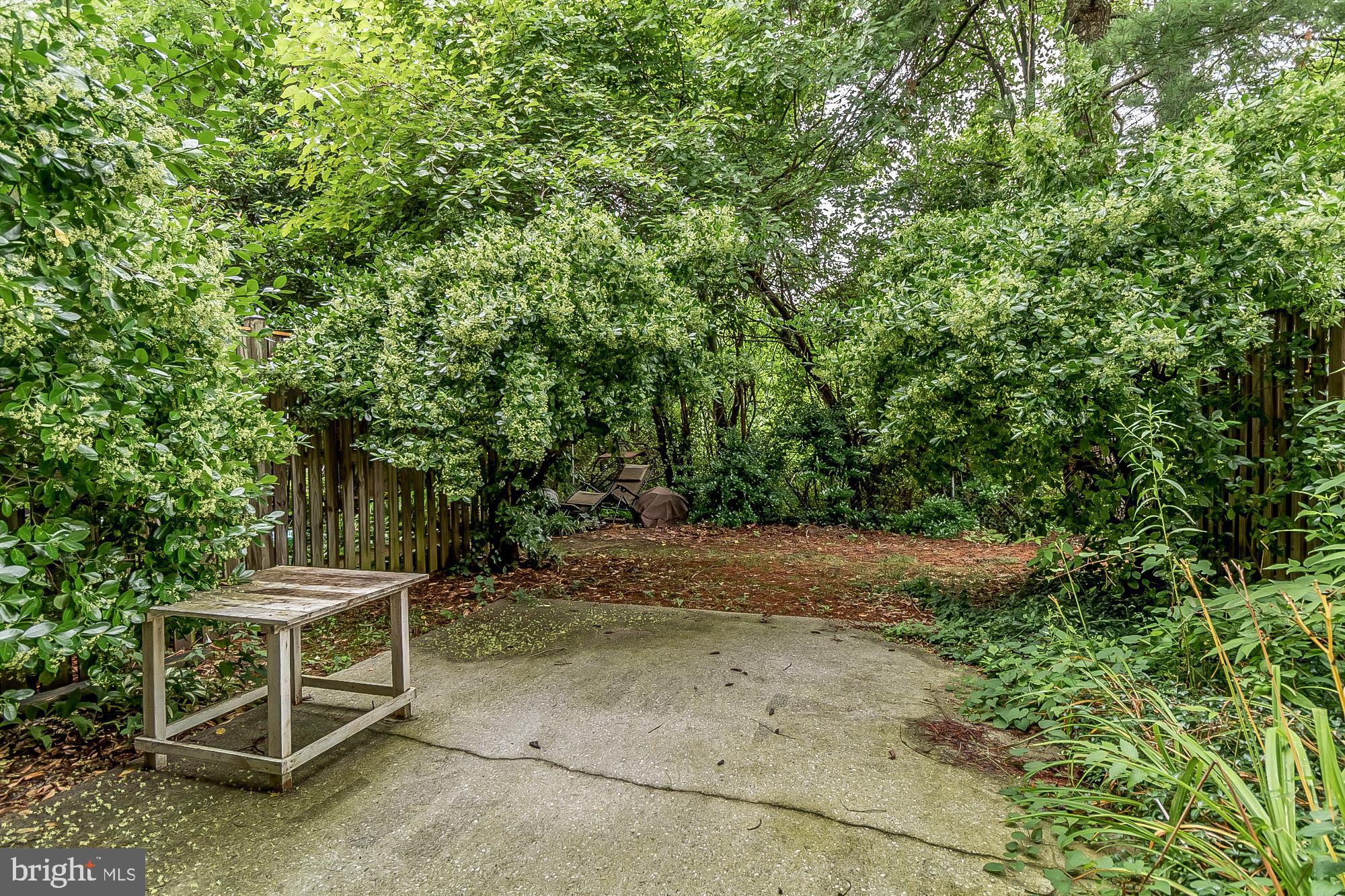 DULANEY TOWERS - Residential