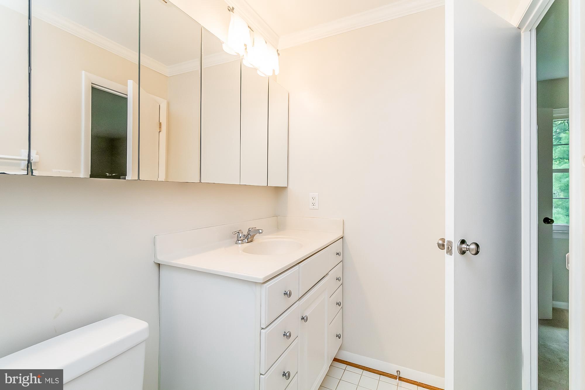 DULANEY TOWERS - Residential