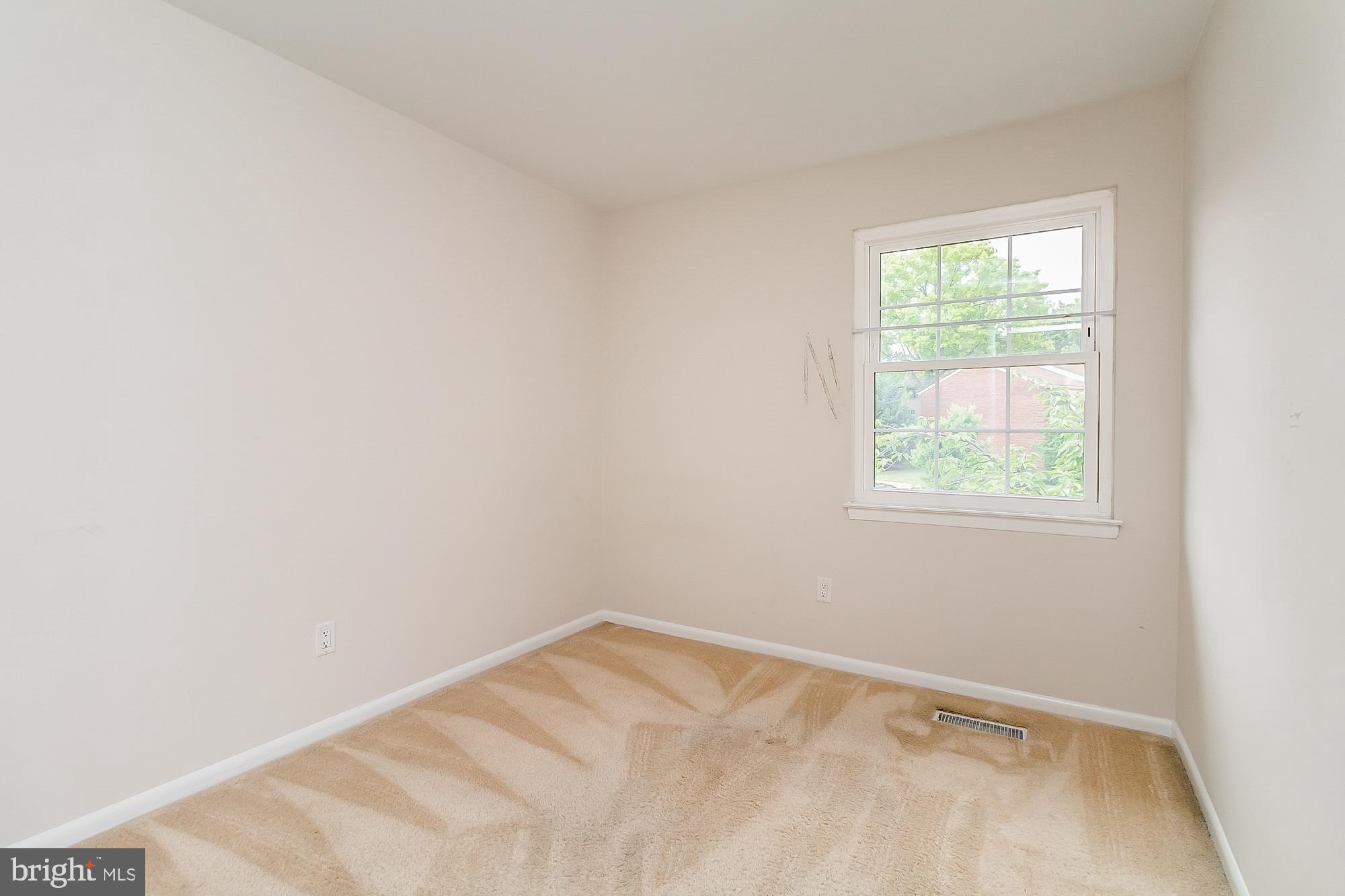 DULANEY TOWERS - Residential