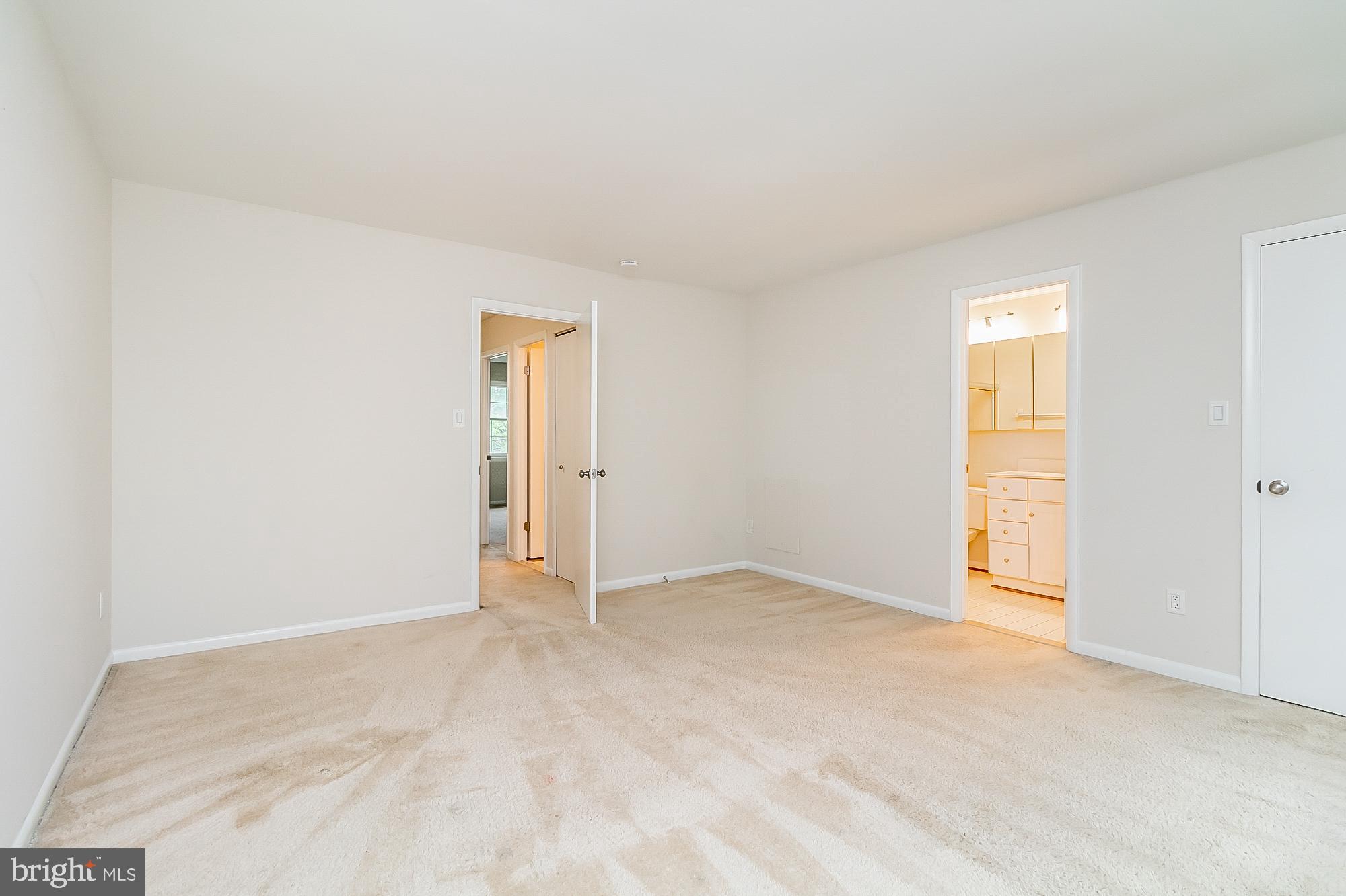 DULANEY TOWERS - Residential