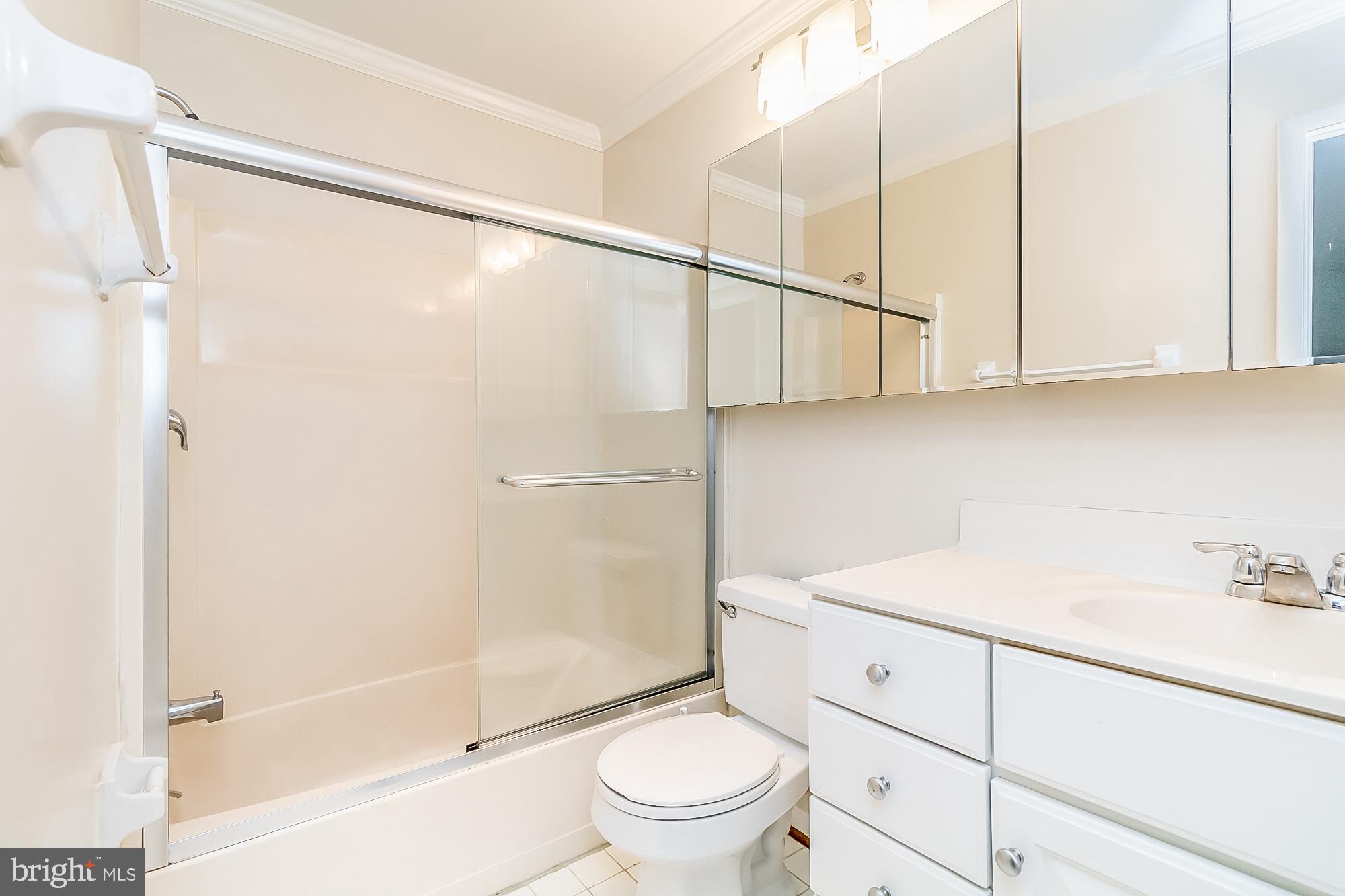 DULANEY TOWERS - Residential