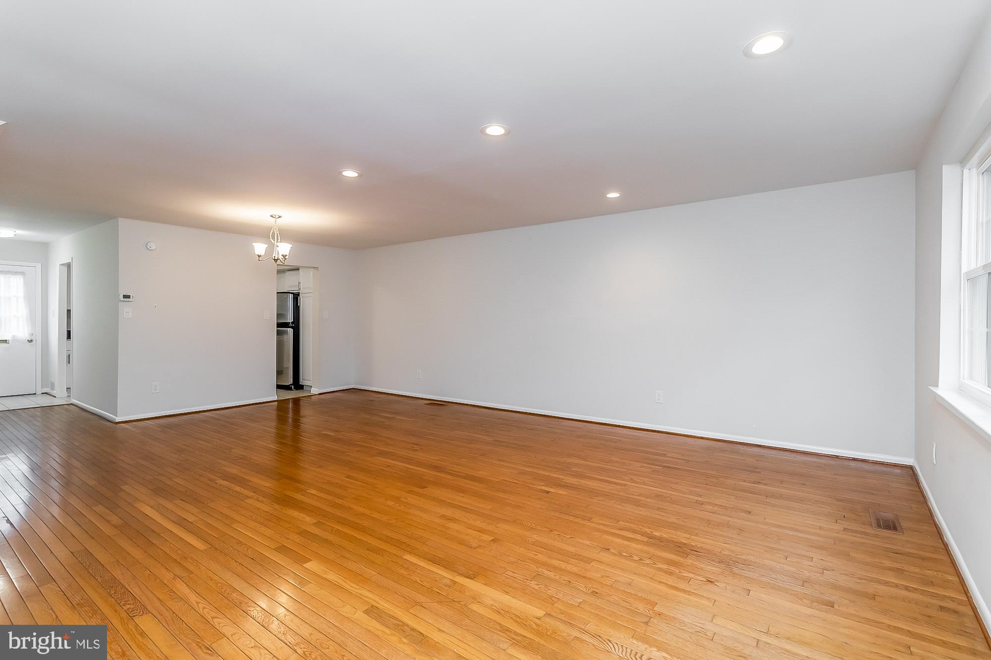 DULANEY TOWERS - Residential