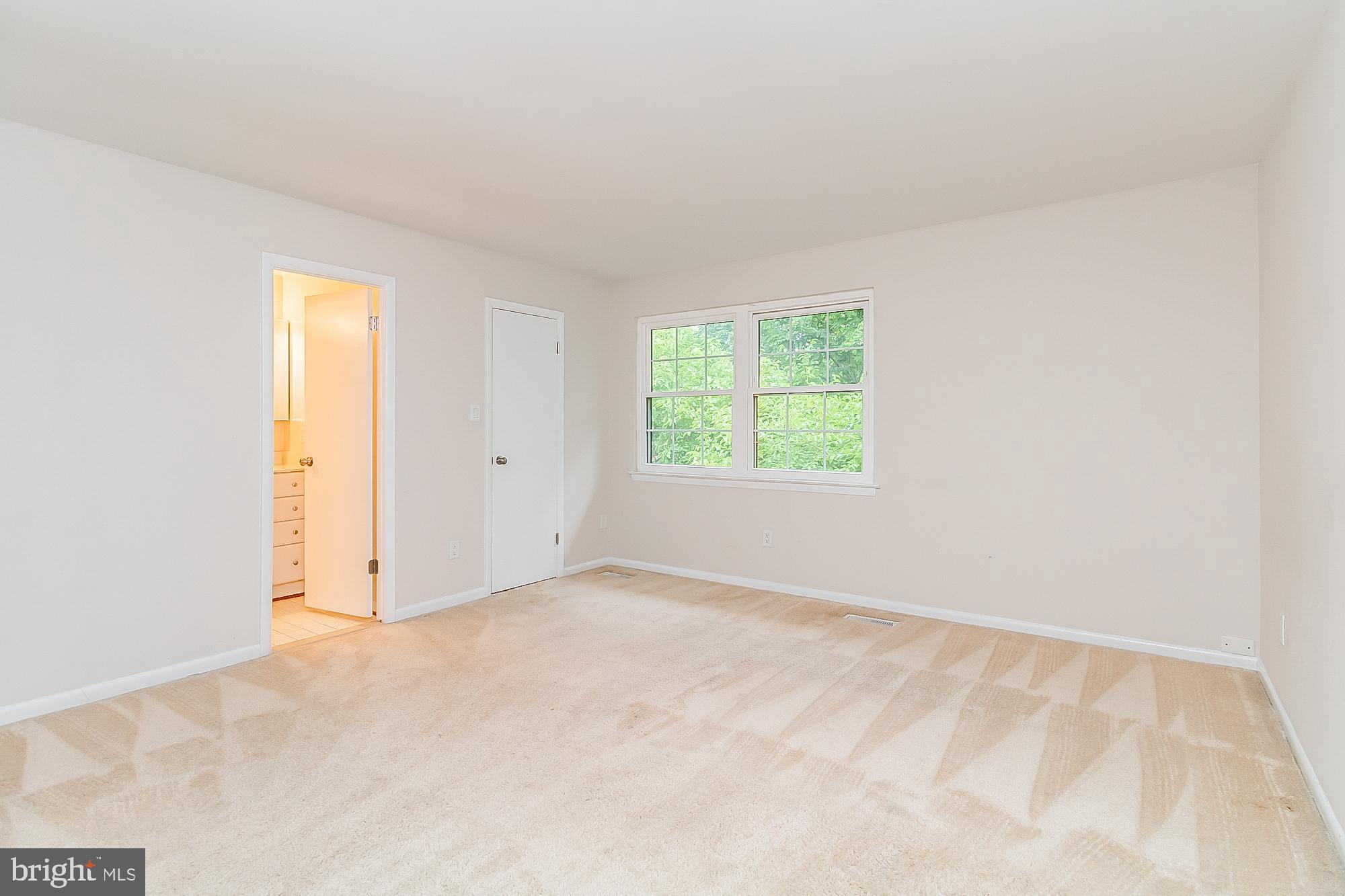 DULANEY TOWERS - Residential