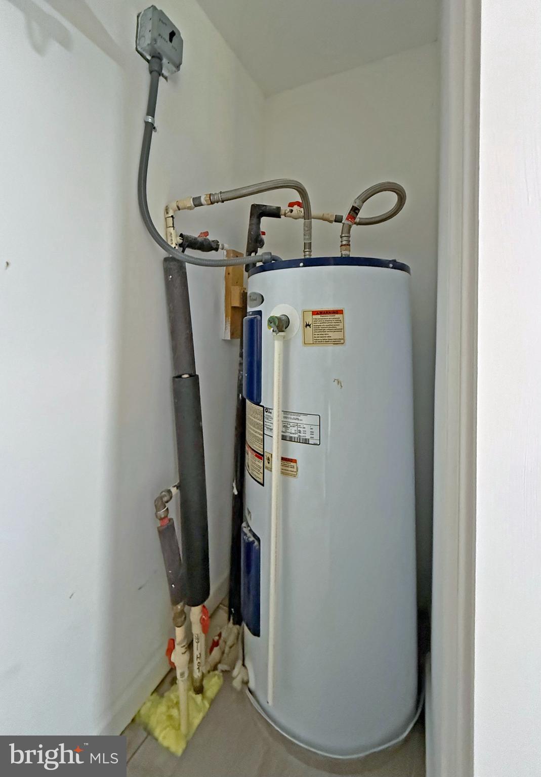 ANGOLA BEACH - Residential