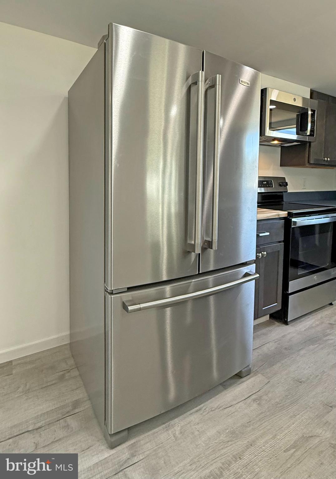 ANGOLA BEACH - Residential