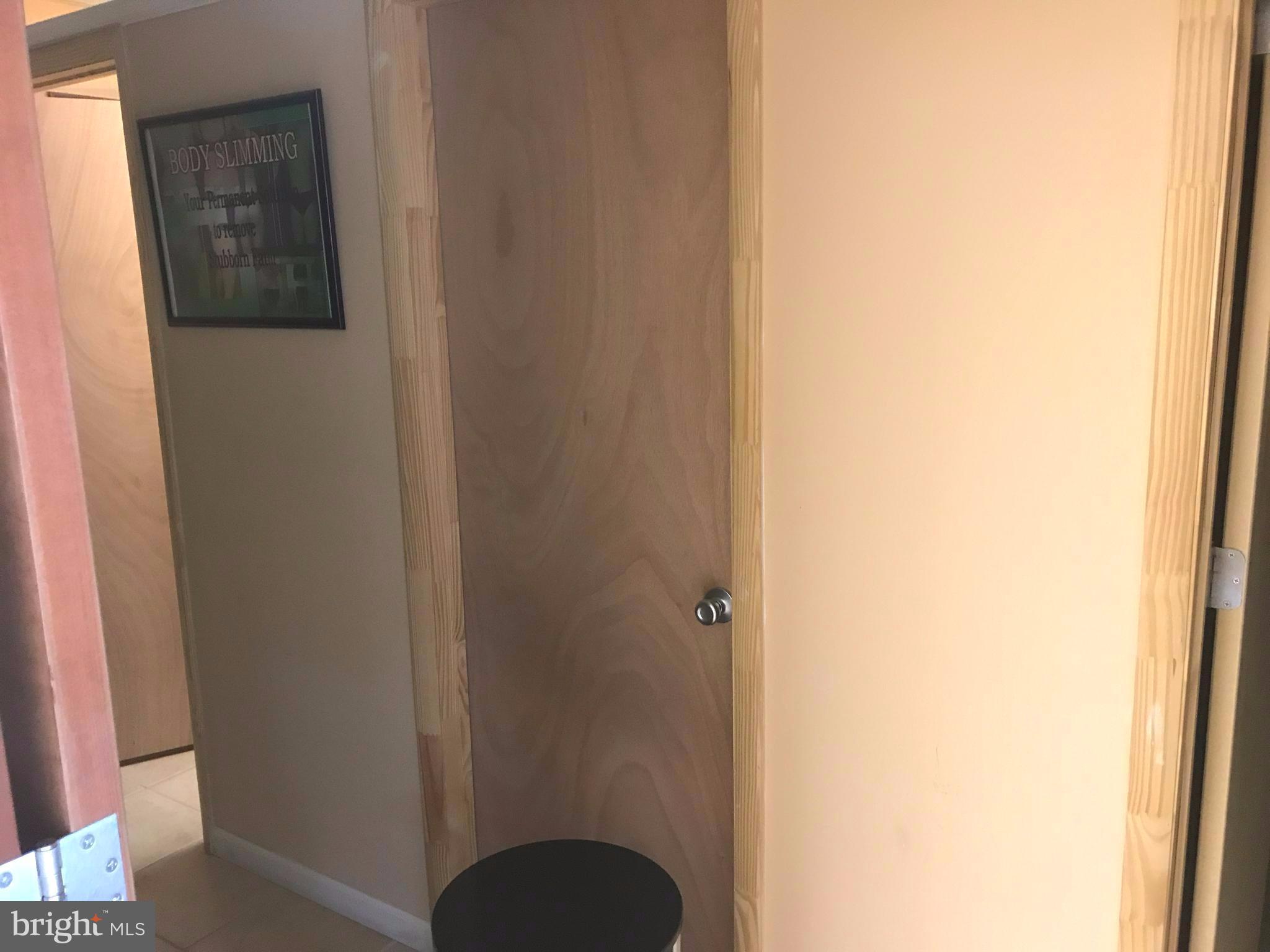 OLD DOMINION SQUARE CONDOMINIUMS - Commercial Lease