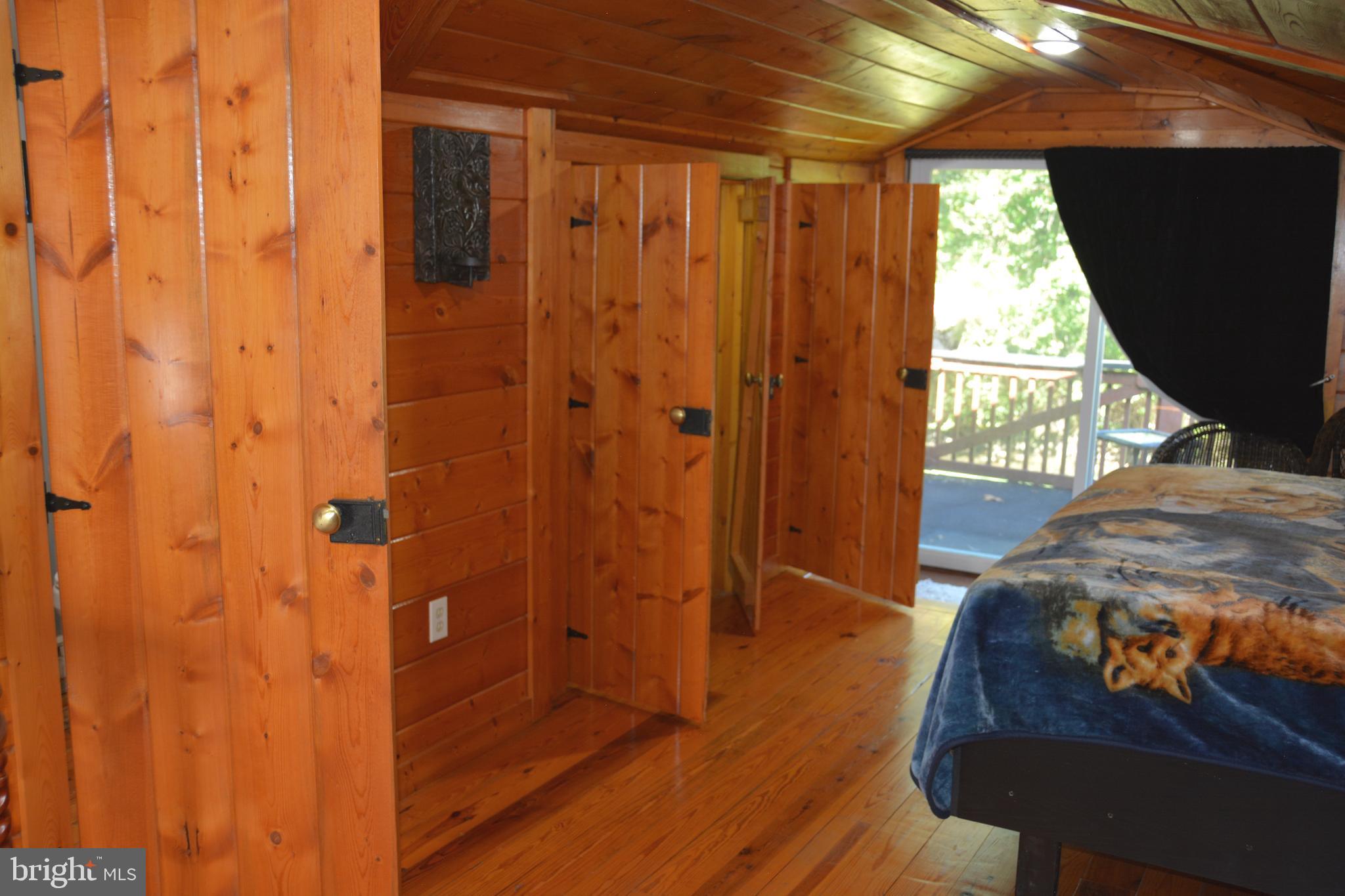 RITTERS HIDDEN VALLEY - Residential