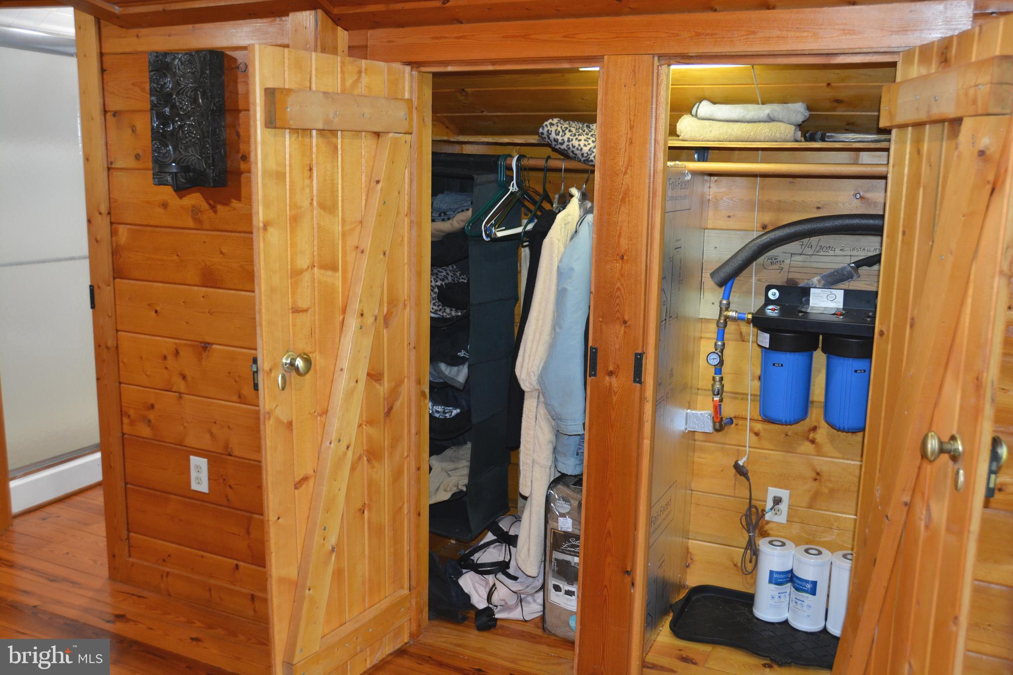 RITTERS HIDDEN VALLEY - Residential