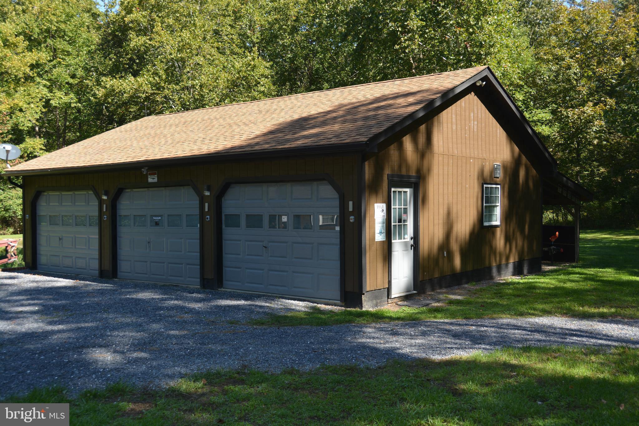 RITTERS HIDDEN VALLEY - Residential