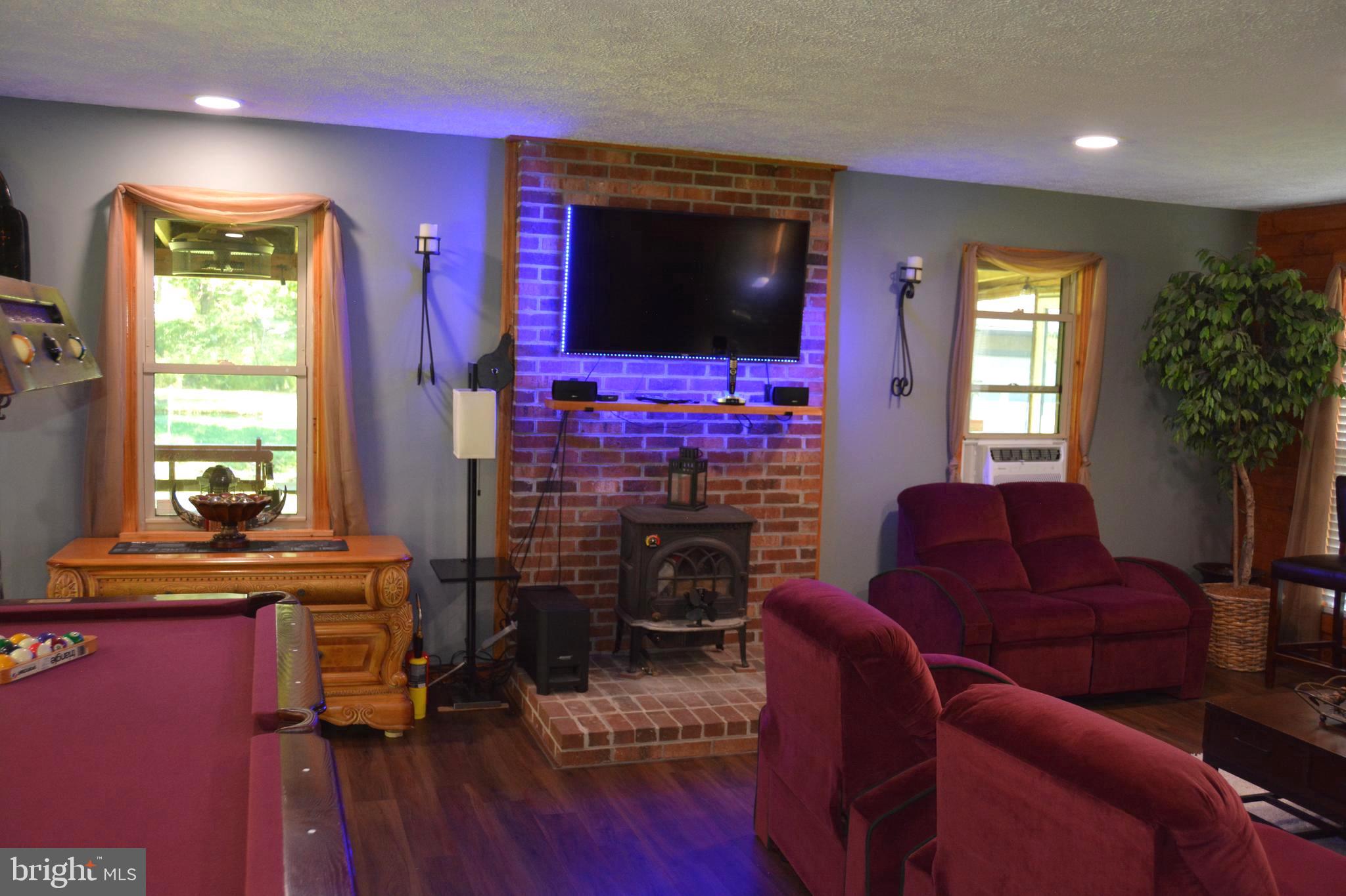 RITTERS HIDDEN VALLEY - Residential