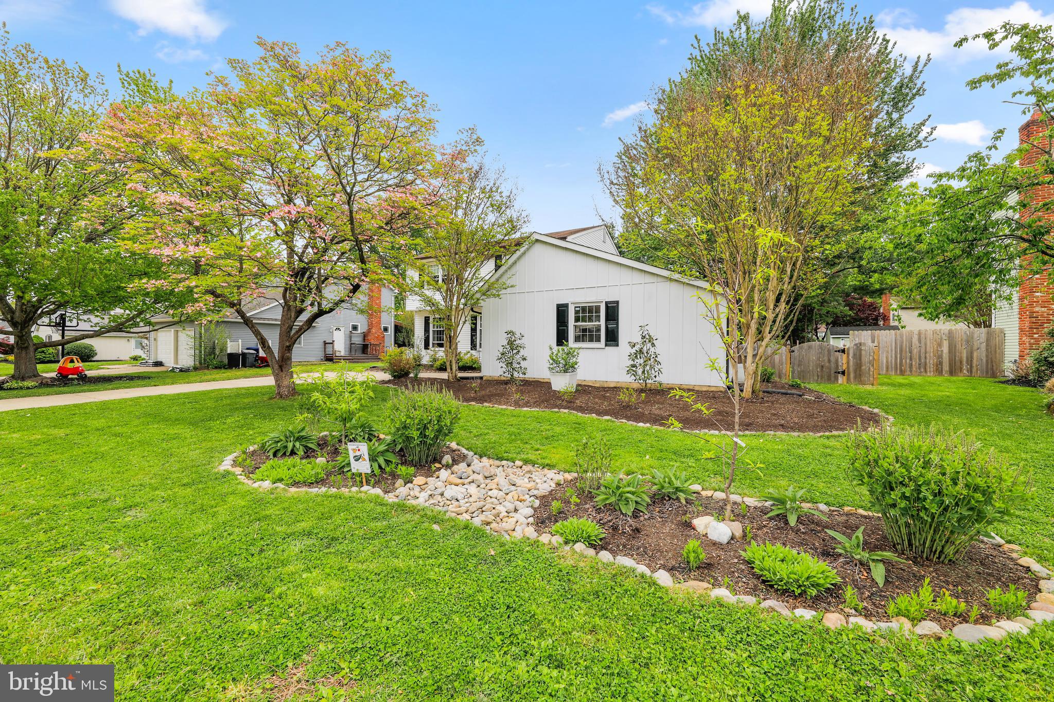 511 PERRY DR.