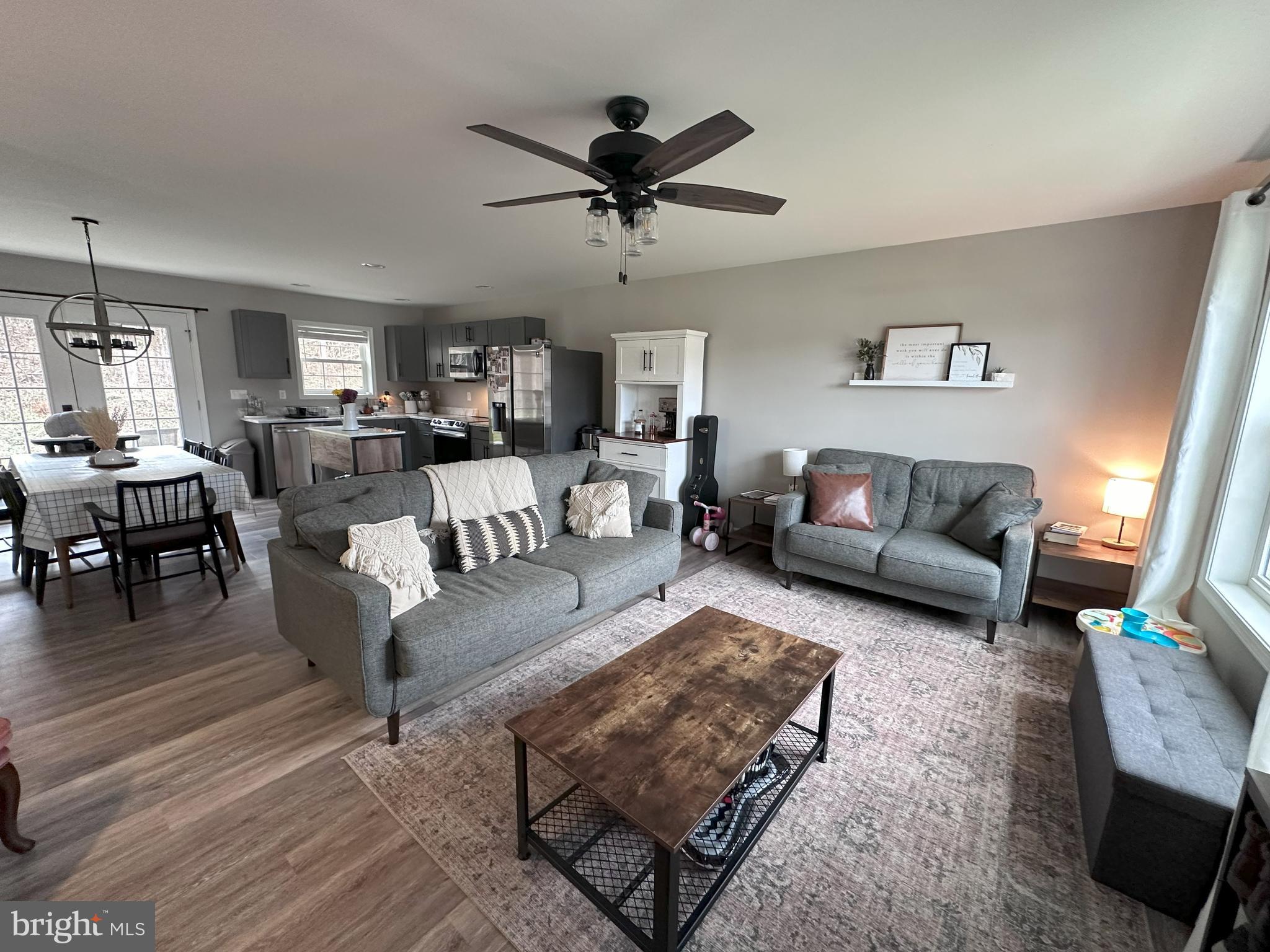 CAPON CORNERS - Residential