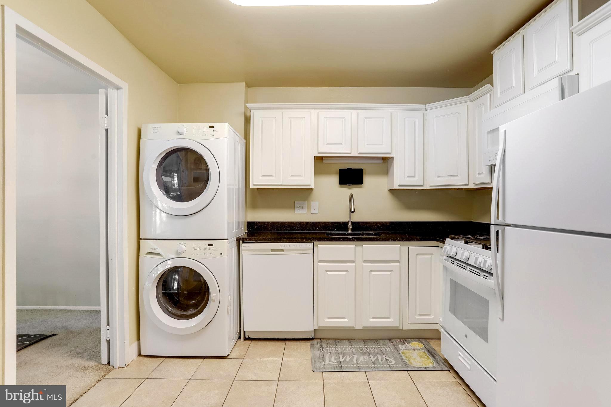 NORMANDIE ON THE LAKE II - Residential