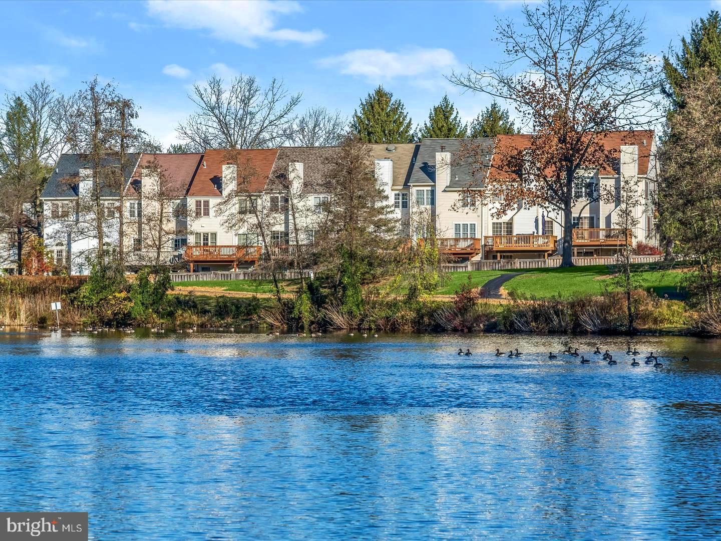 NORMANDIE ON THE LAKE II - Residential