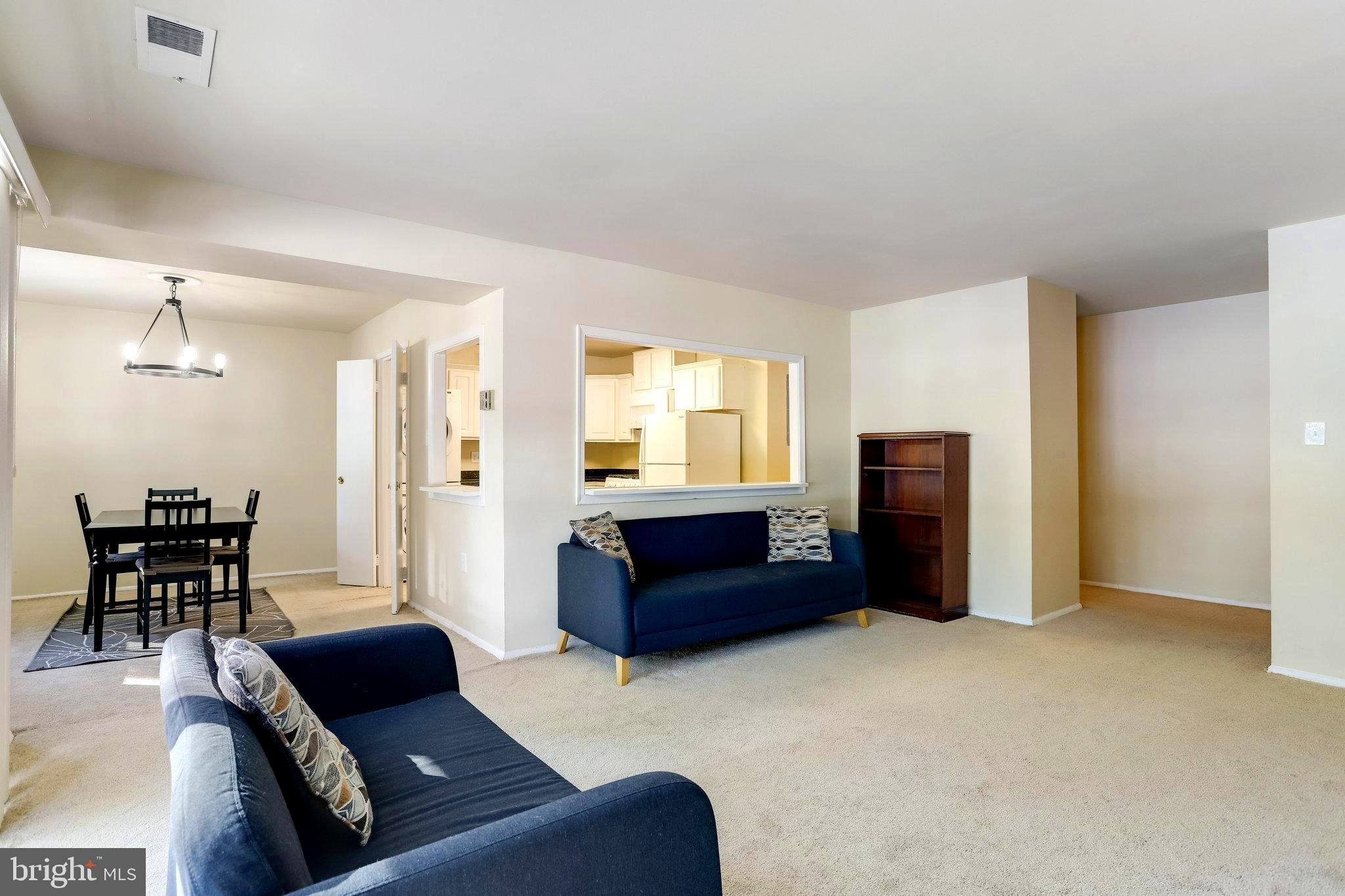 NORMANDIE ON THE LAKE II - Residential