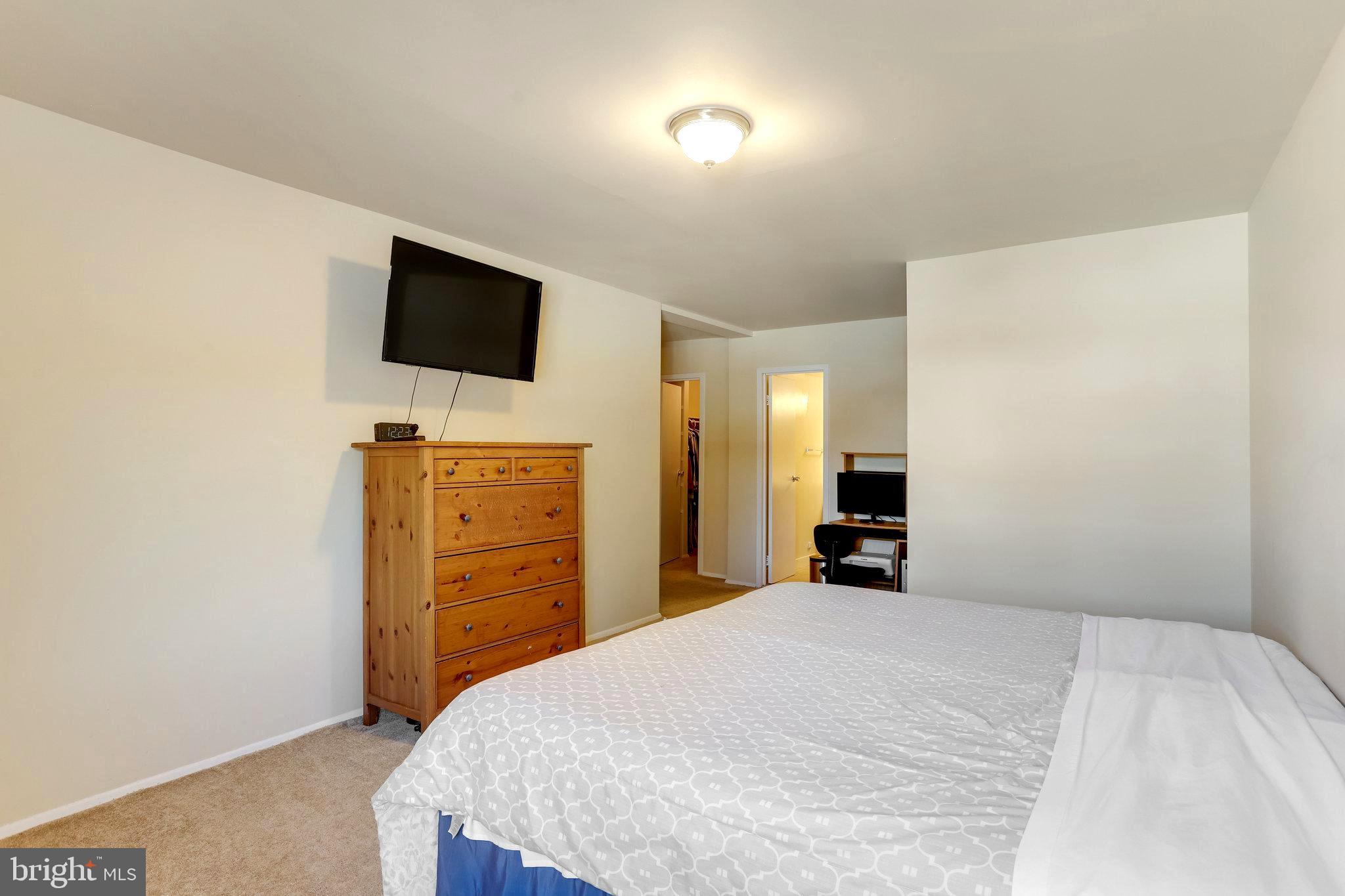 NORMANDIE ON THE LAKE II - Residential