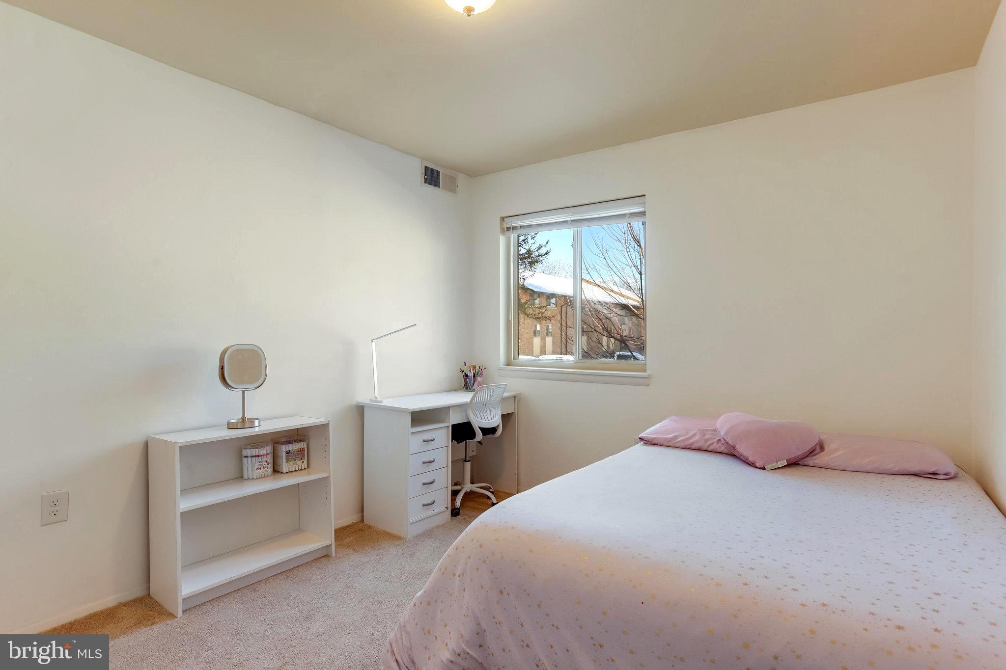 NORMANDIE ON THE LAKE II - Residential