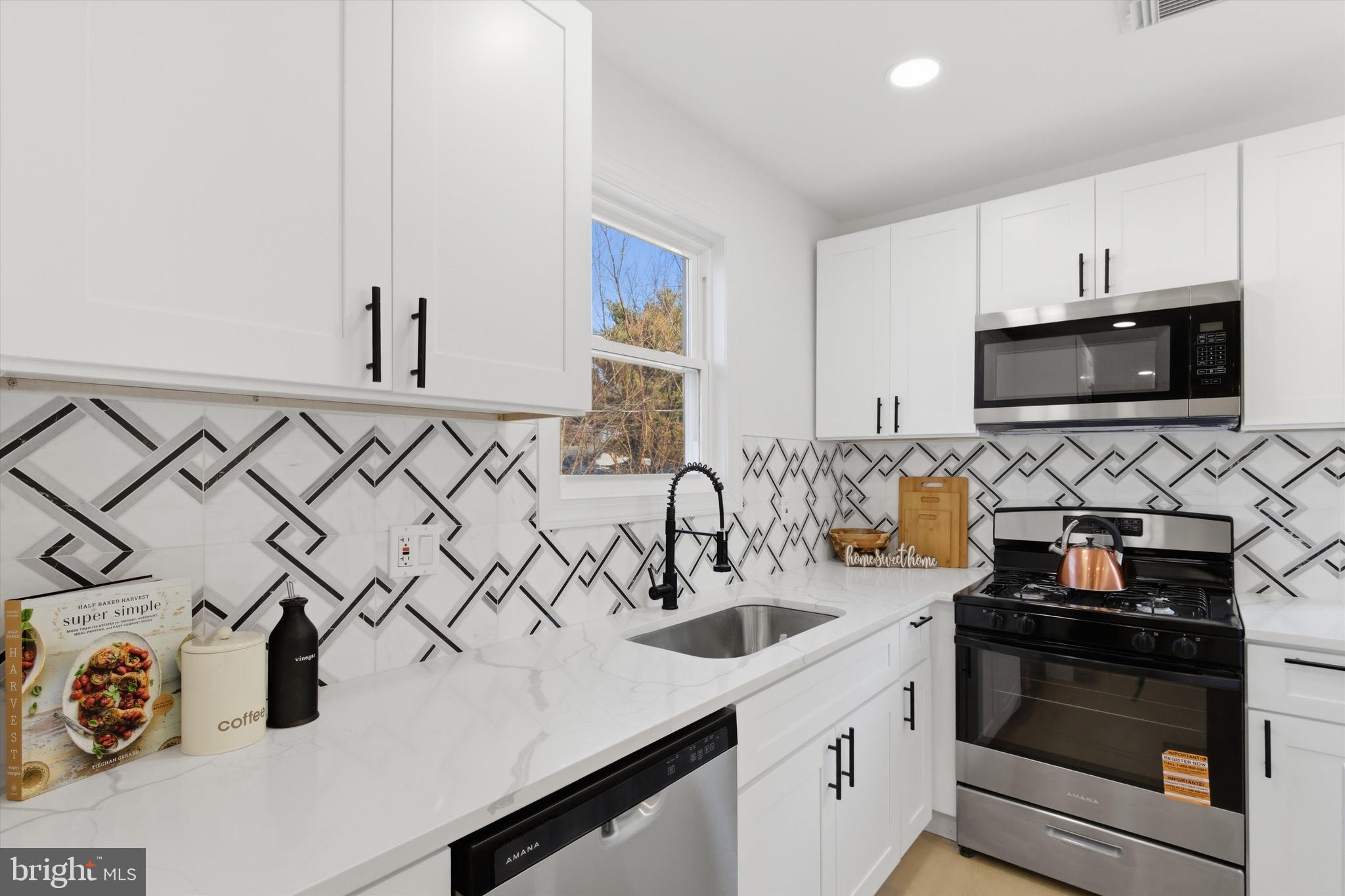 BROOKLYN HEIGHTS - Residential