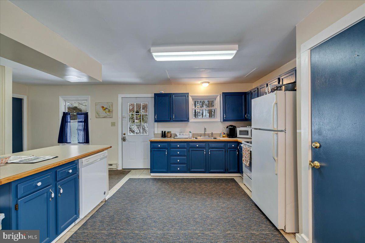 CRESCO - Residential Lease