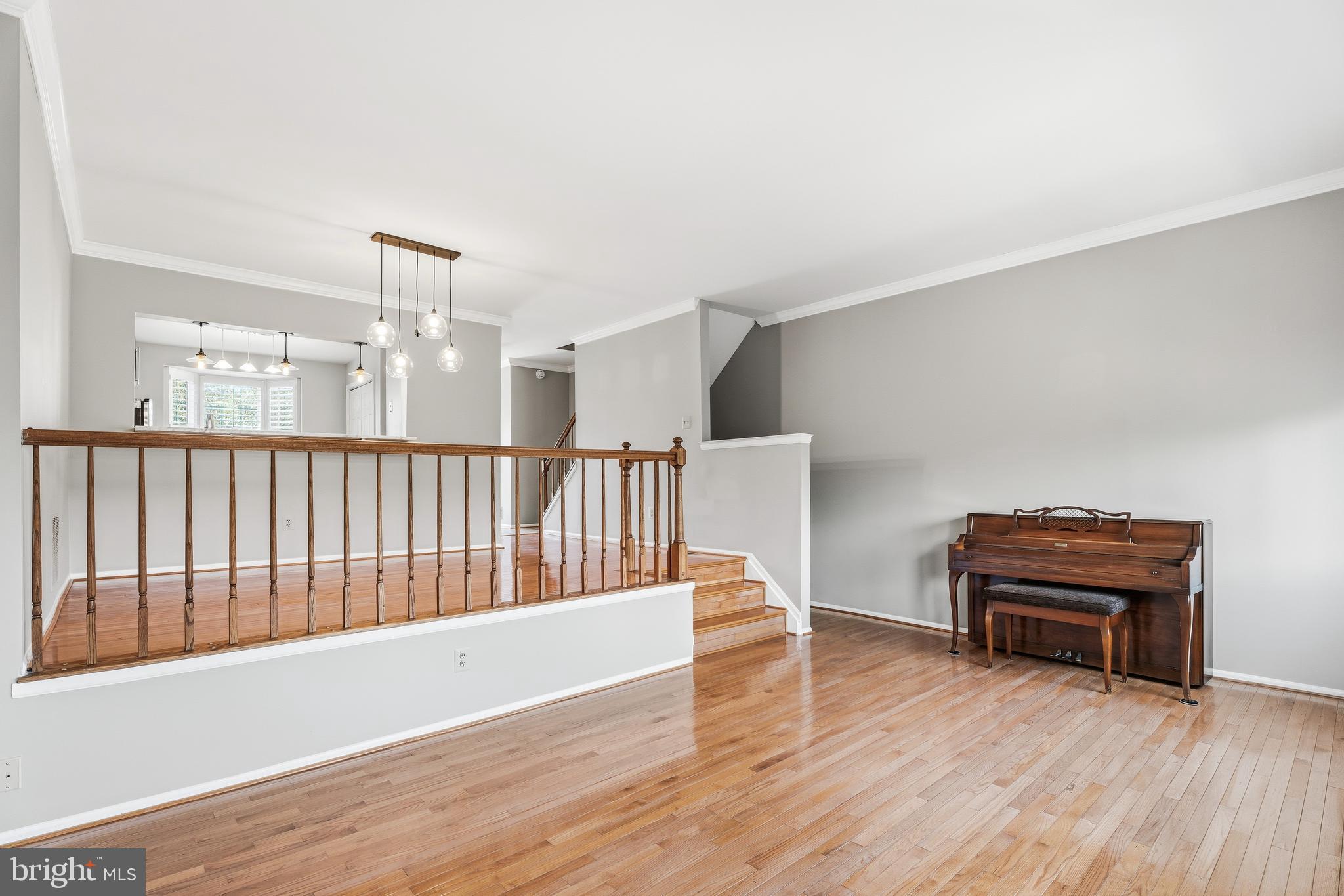 SUMMIT CHASE - Residential Lease