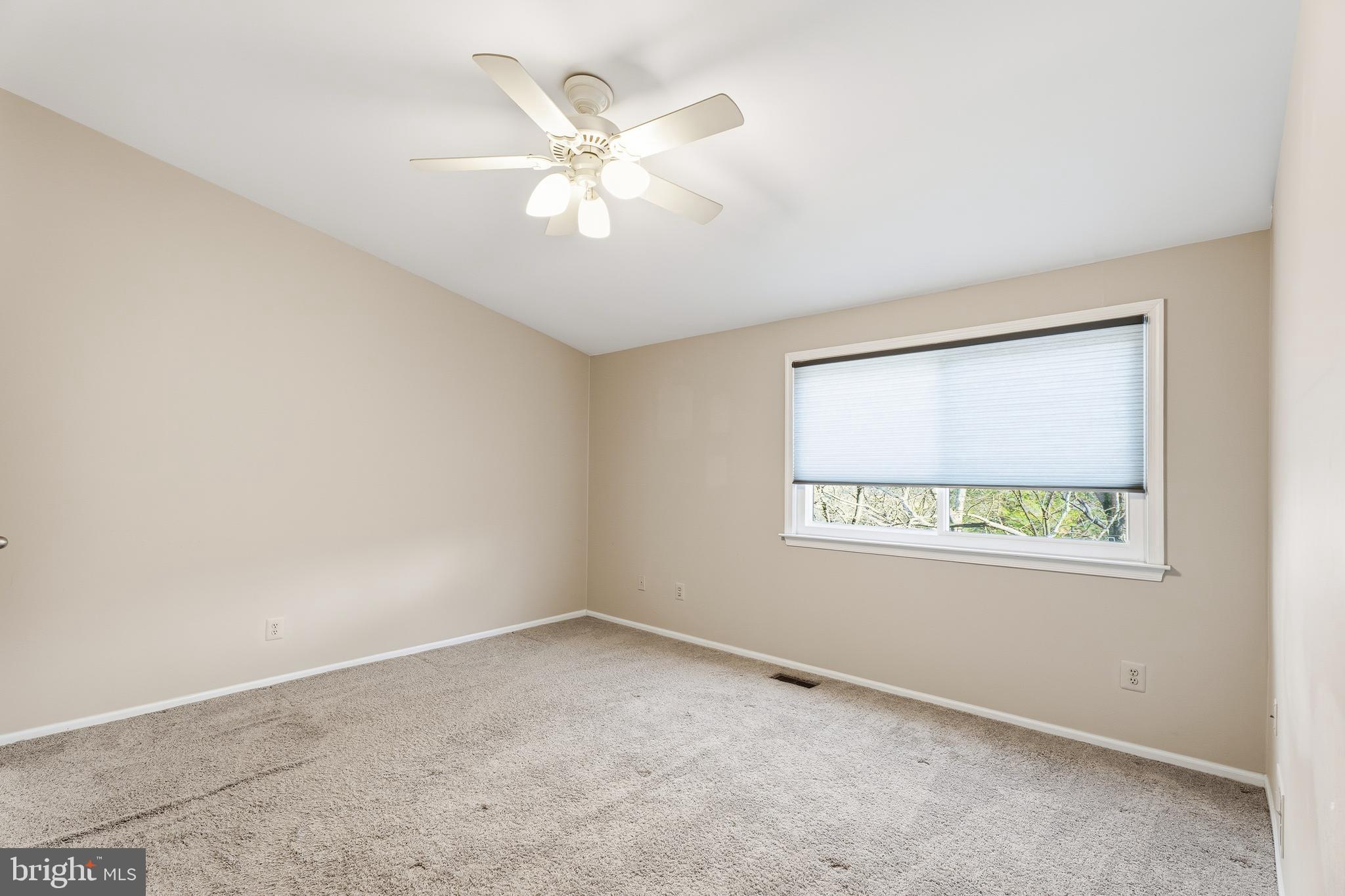 SUMMIT CHASE - Residential Lease