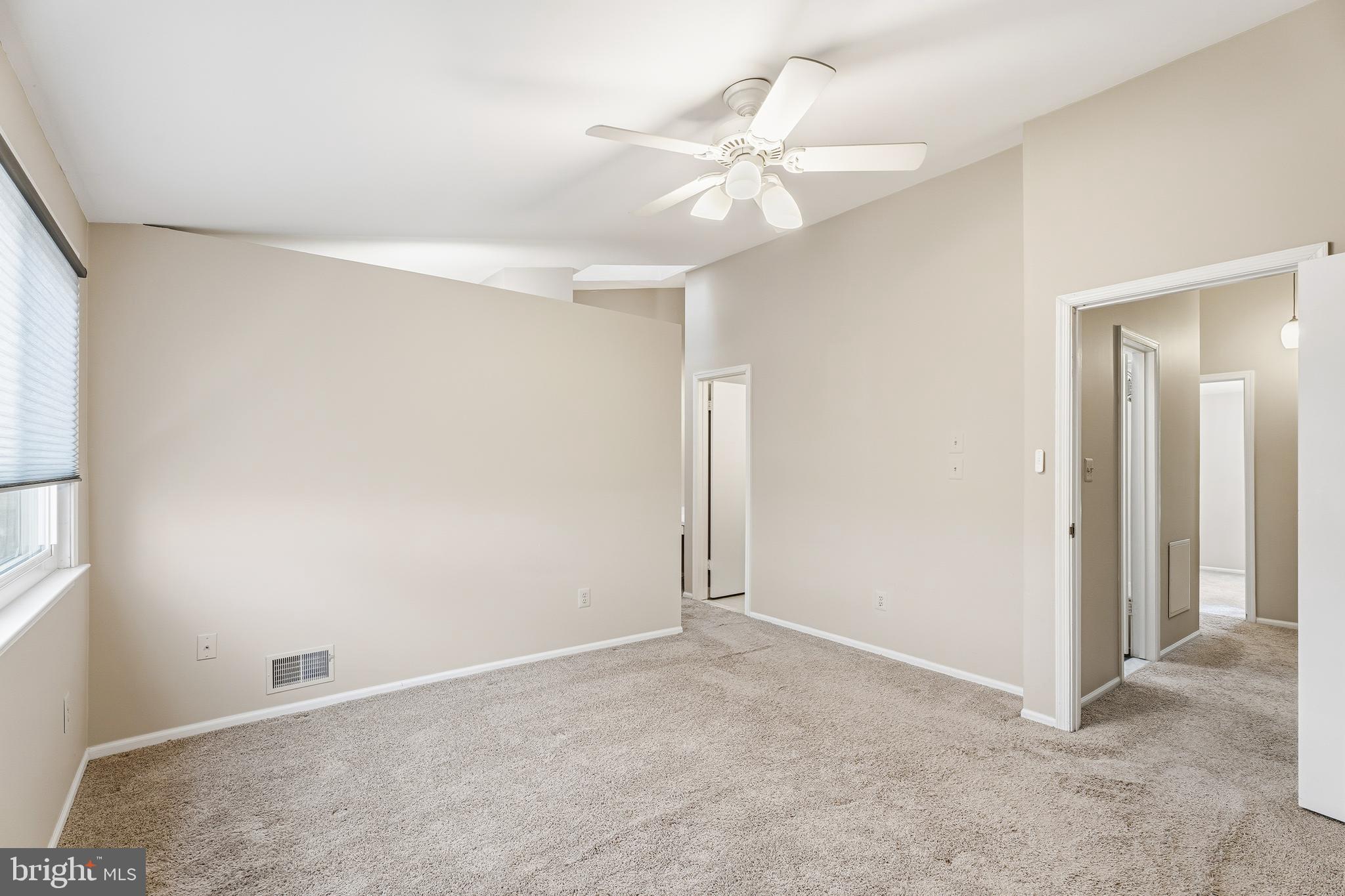 SUMMIT CHASE - Residential Lease