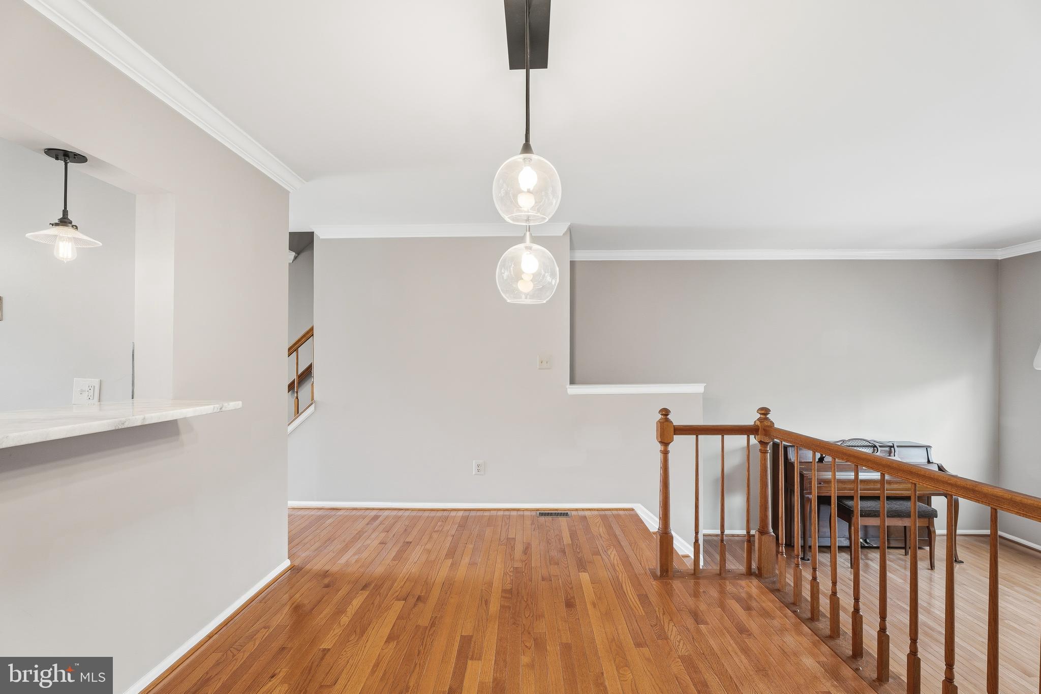 SUMMIT CHASE - Residential Lease