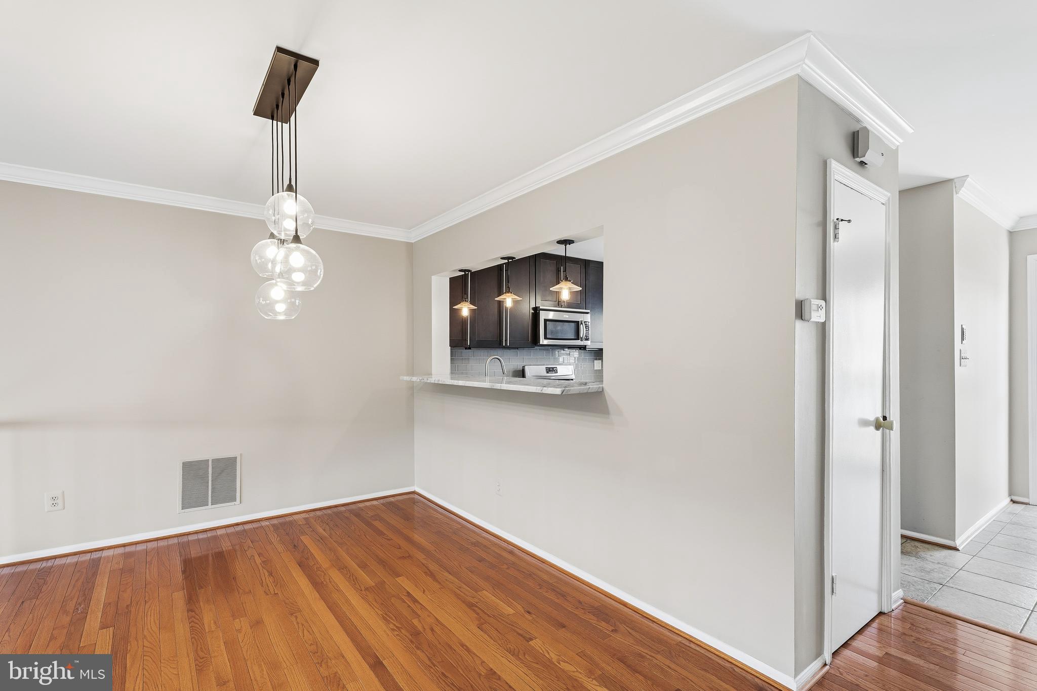 SUMMIT CHASE - Residential Lease