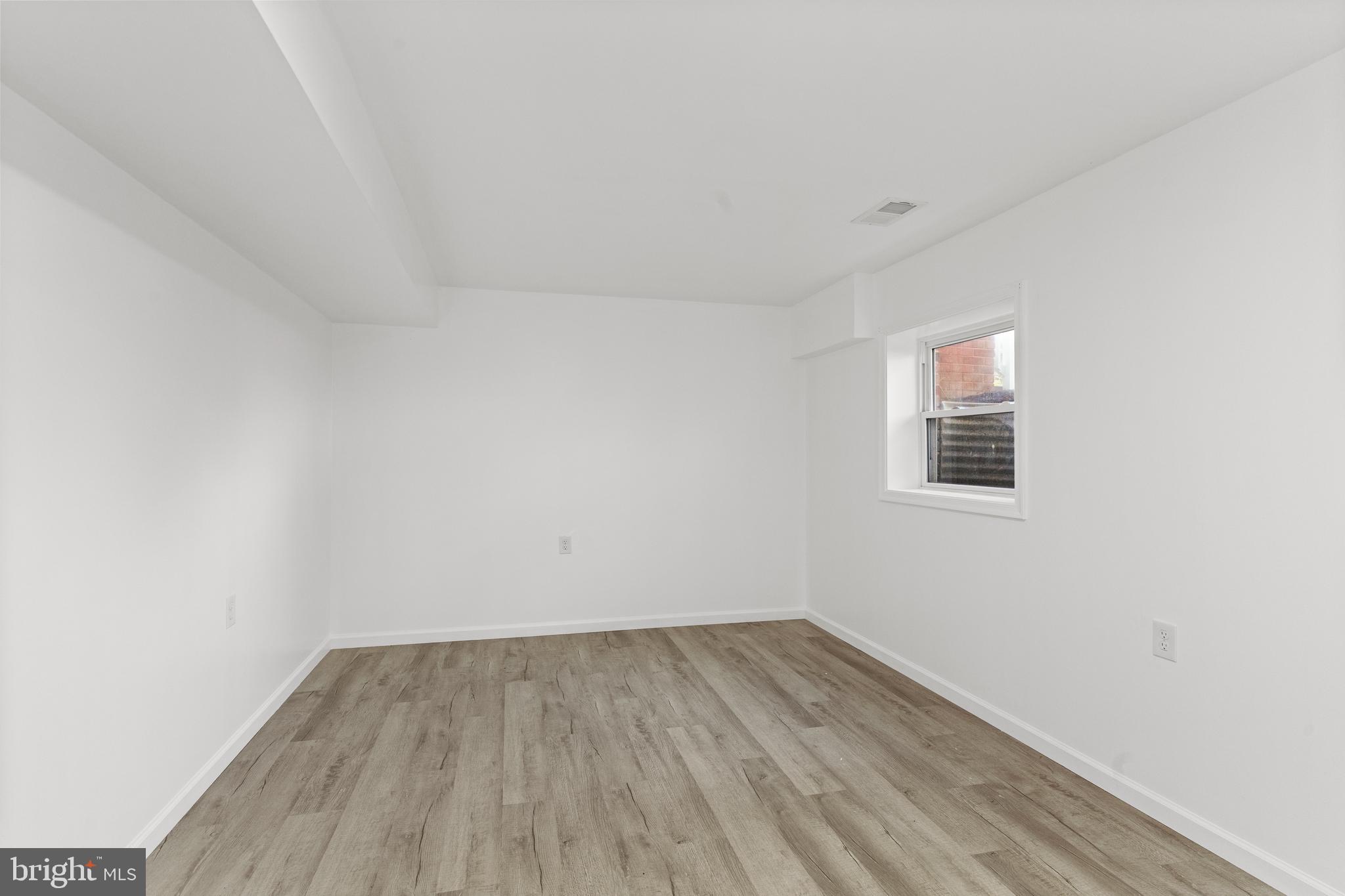 BULL RUN MOUNTAIN ESTATE - Residential