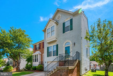 Townhouse For Sale - 7305 Rotunda Court<br/> CLINTON, MD 20735
