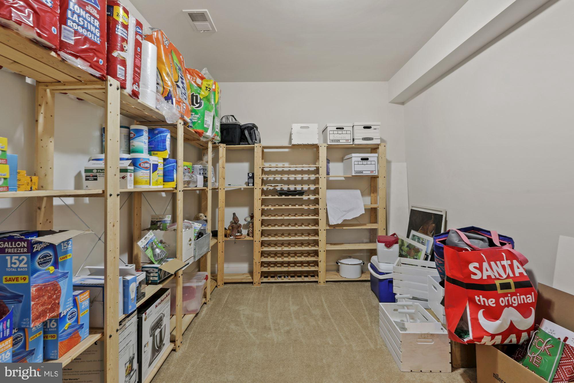 ROBERTS LANDING - Residential