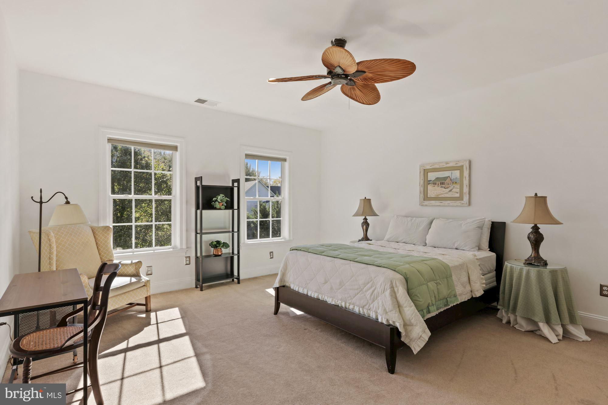 ROBERTS LANDING - Residential