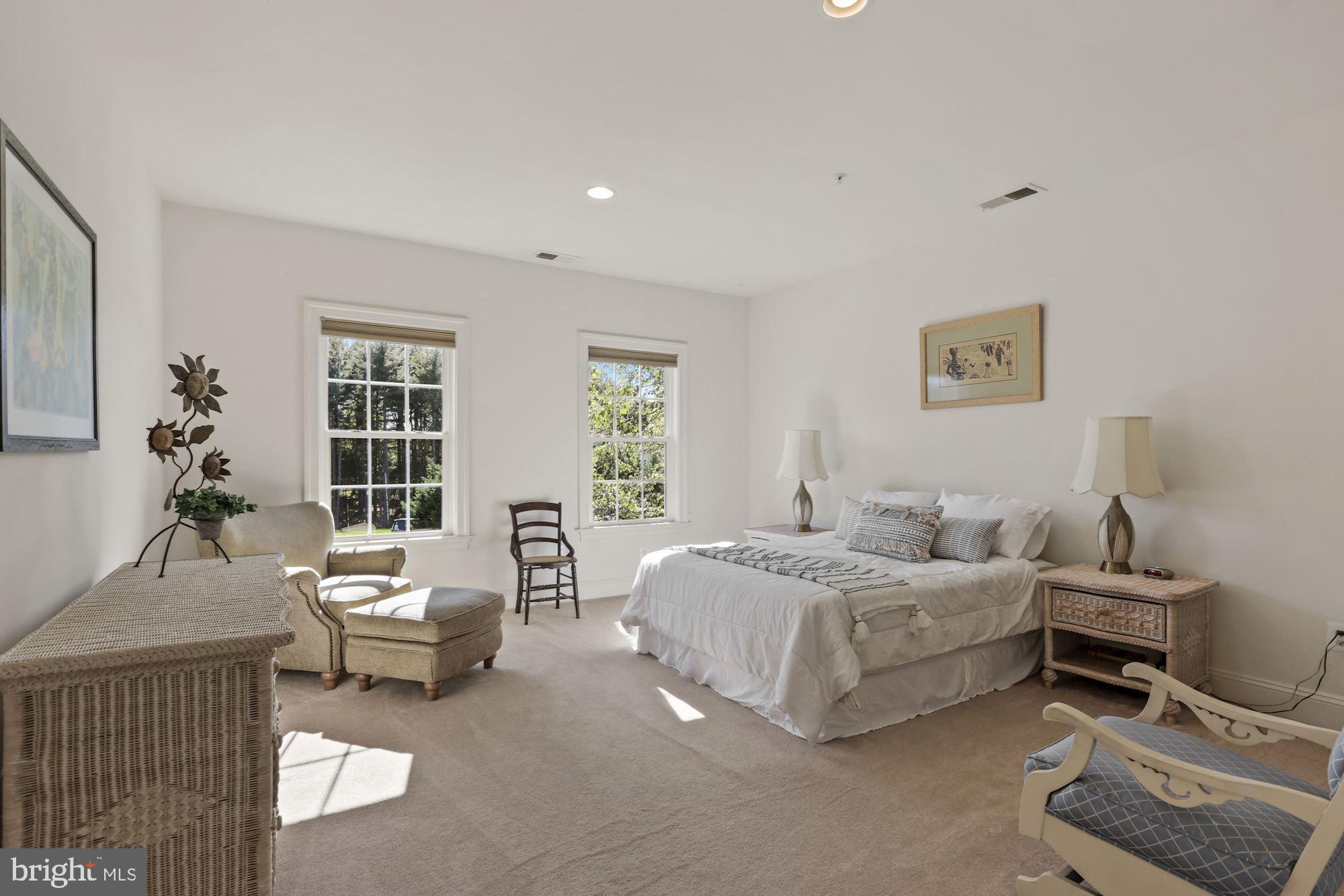 ROBERTS LANDING - Residential