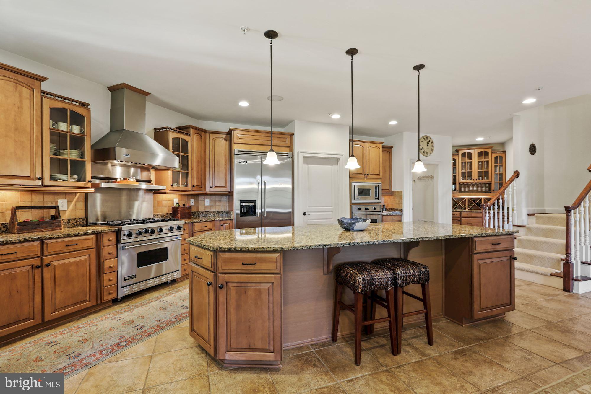 ROBERTS LANDING - Residential