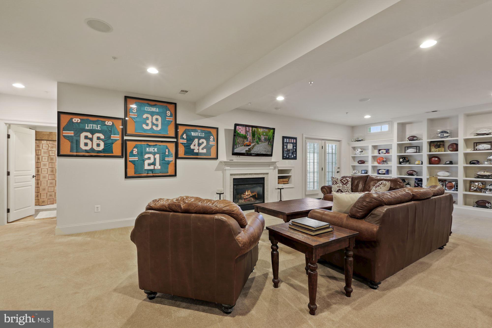 ROBERTS LANDING - Residential