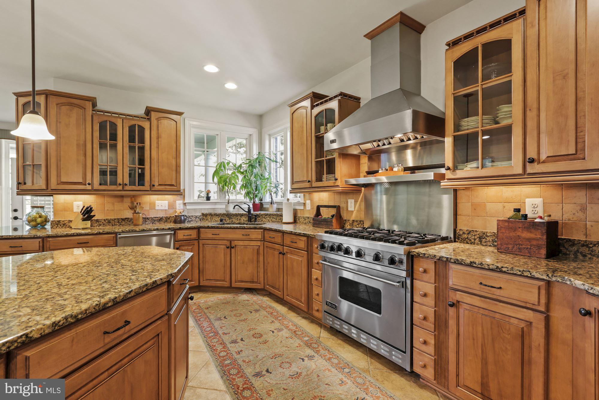 ROBERTS LANDING - Residential