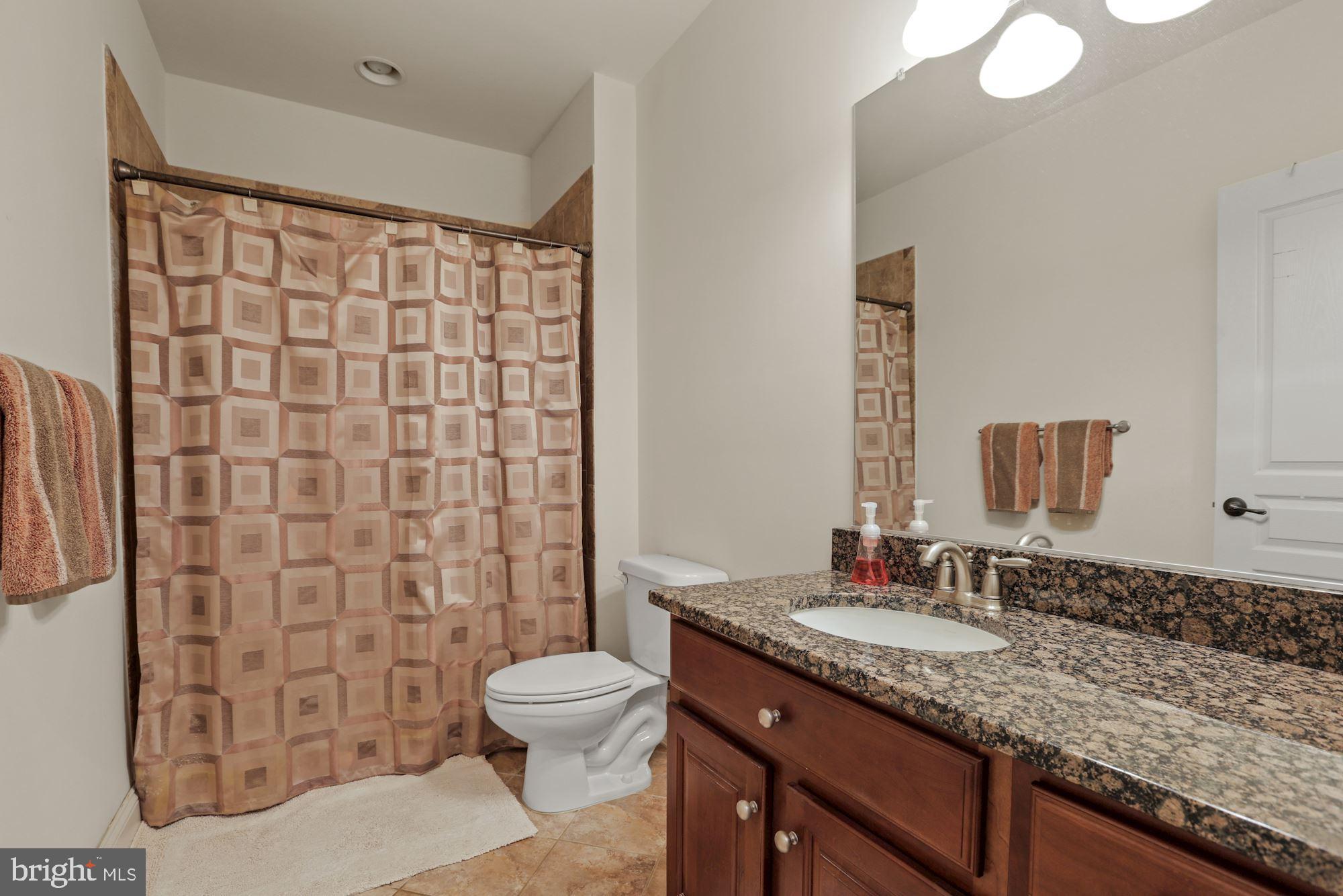 ROBERTS LANDING - Residential