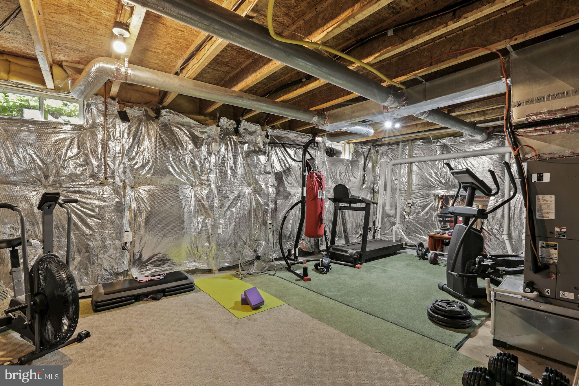 ROBERTS LANDING - Residential