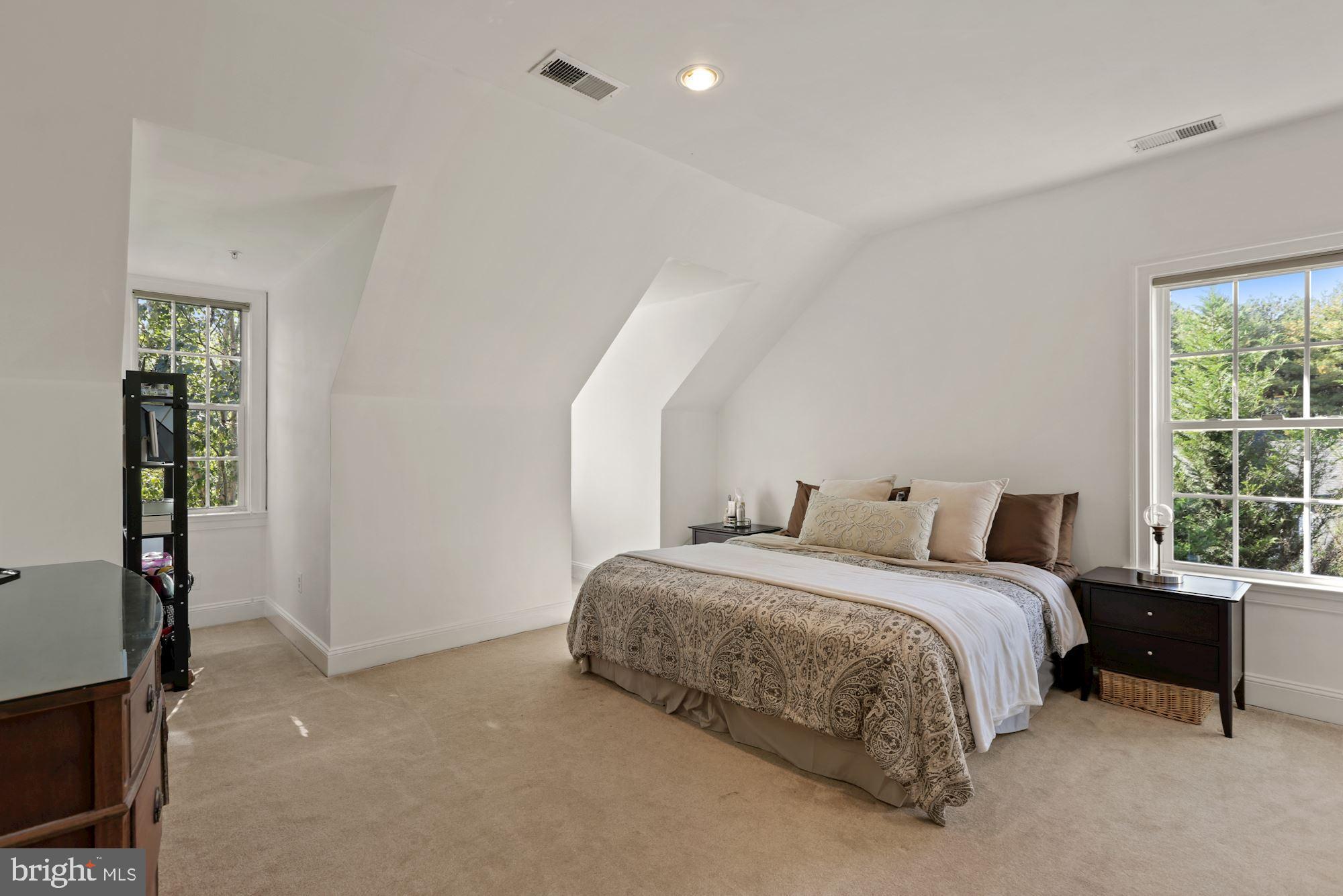 ROBERTS LANDING - Residential