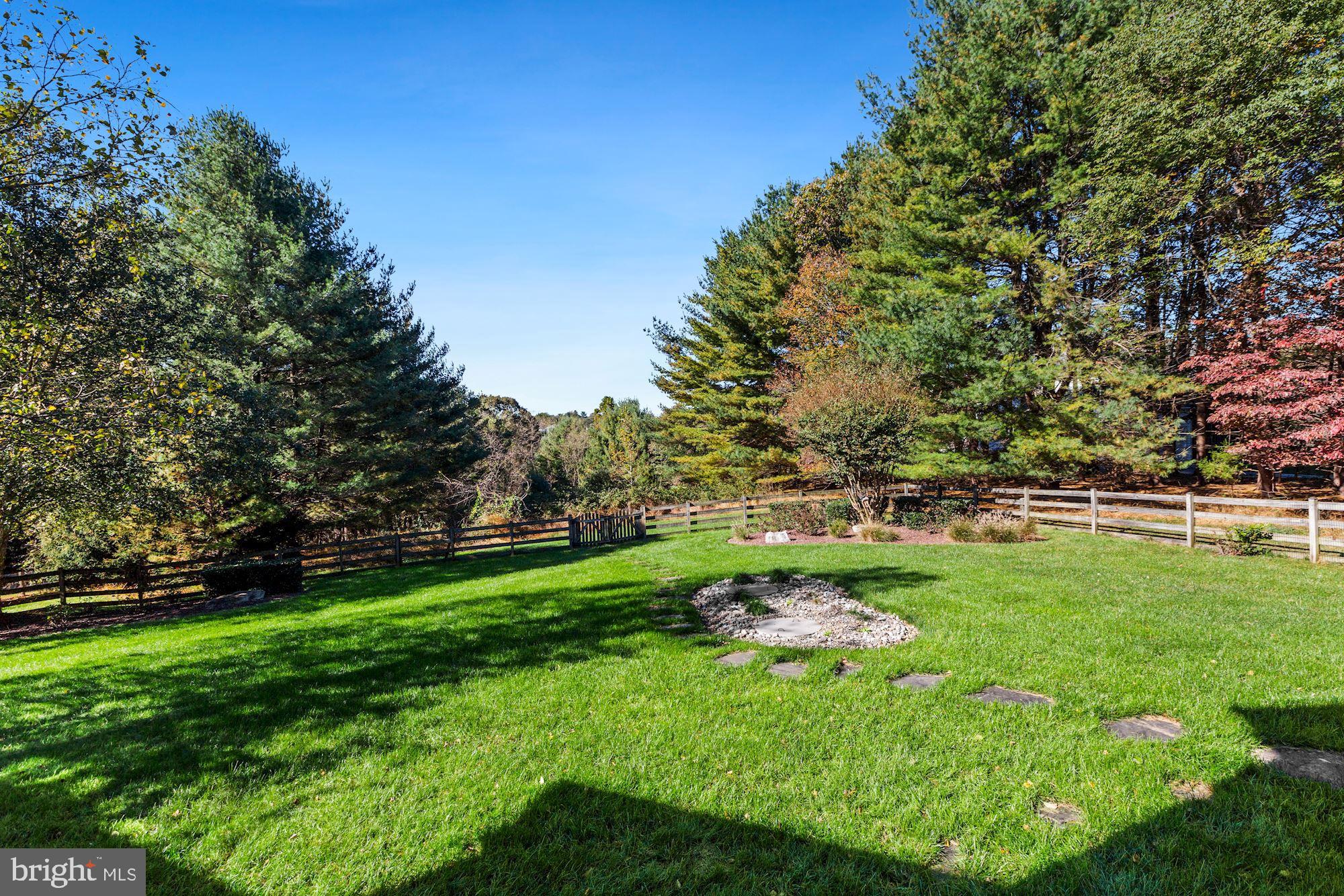 ROBERTS LANDING - Residential