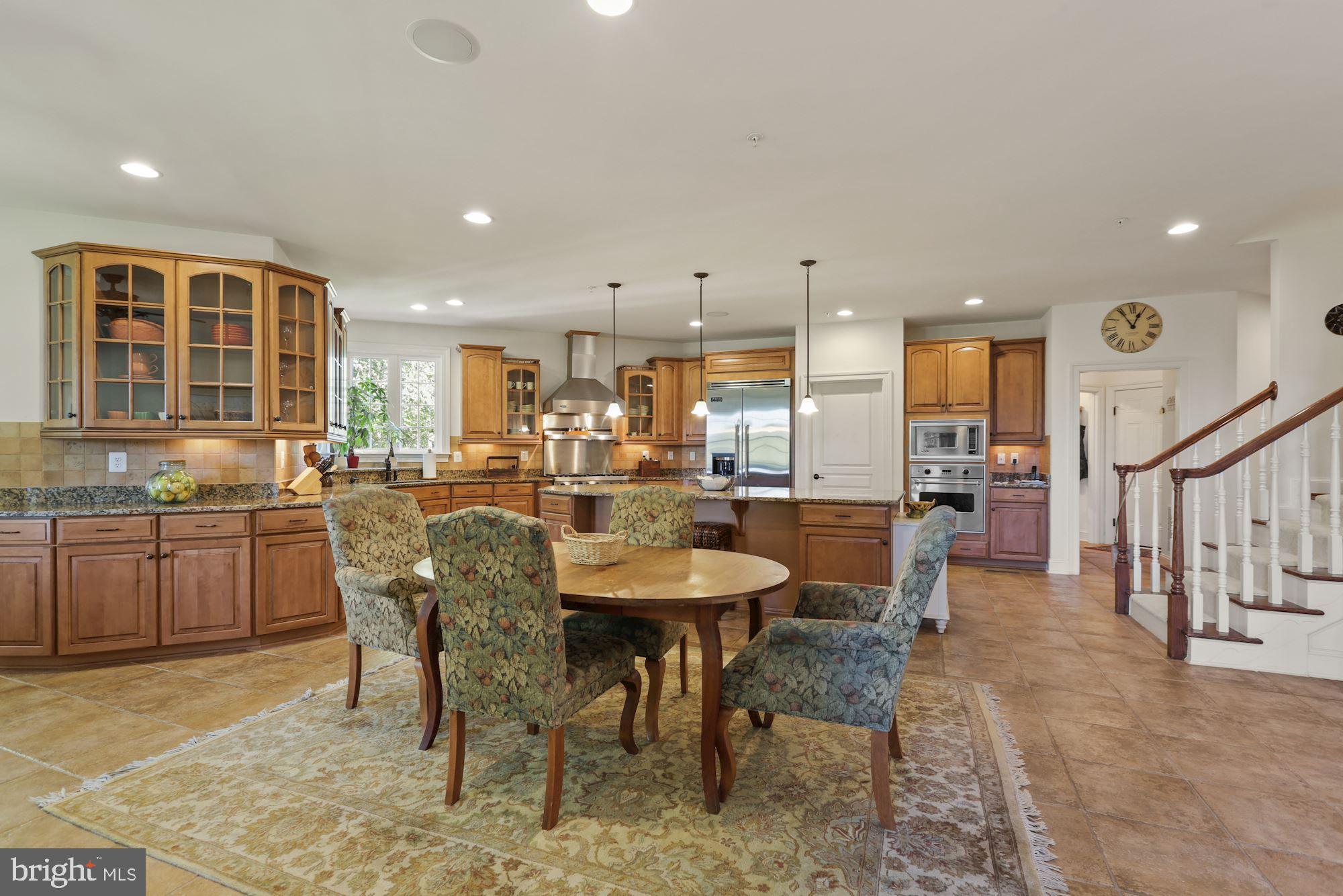 ROBERTS LANDING - Residential