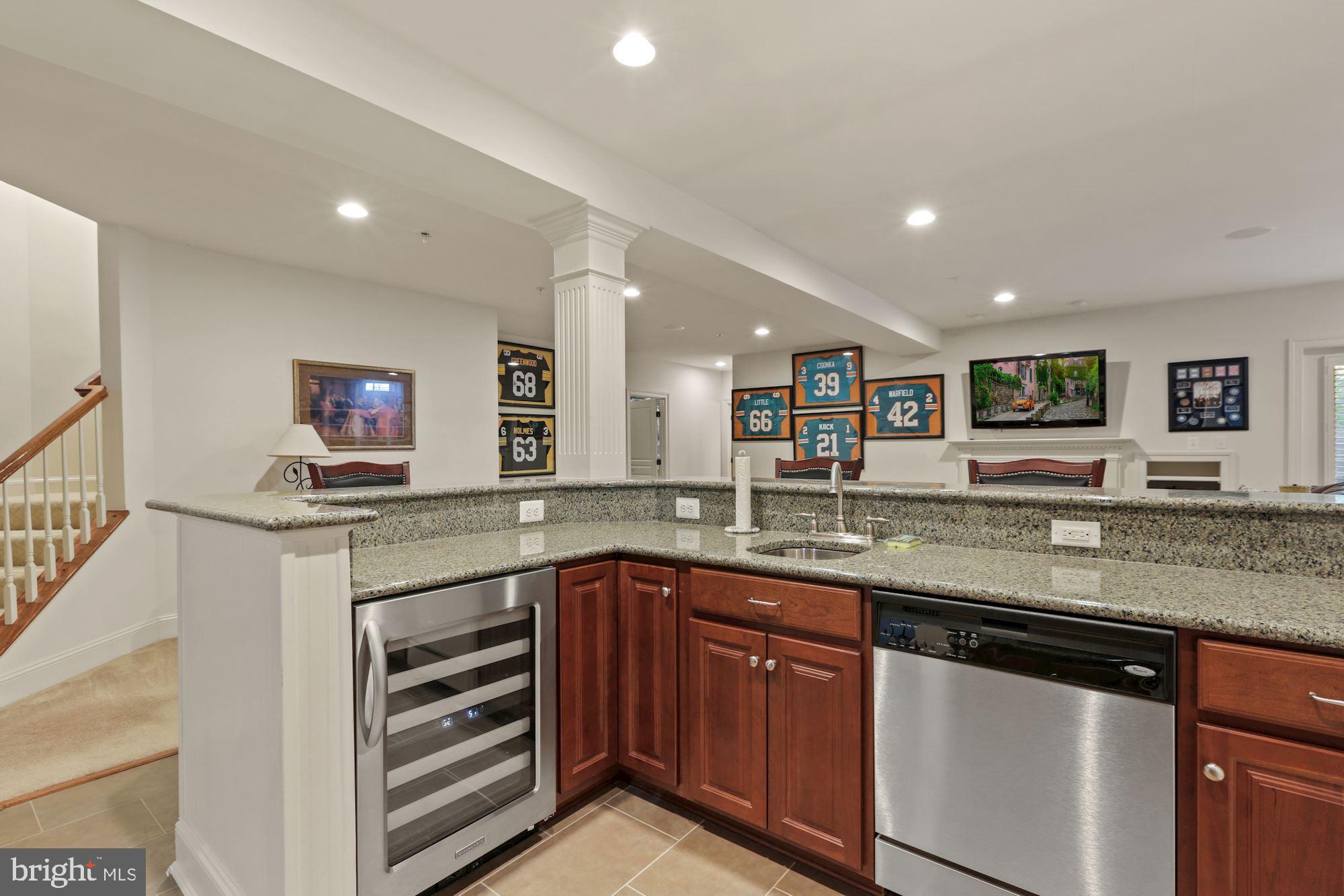 ROBERTS LANDING - Residential